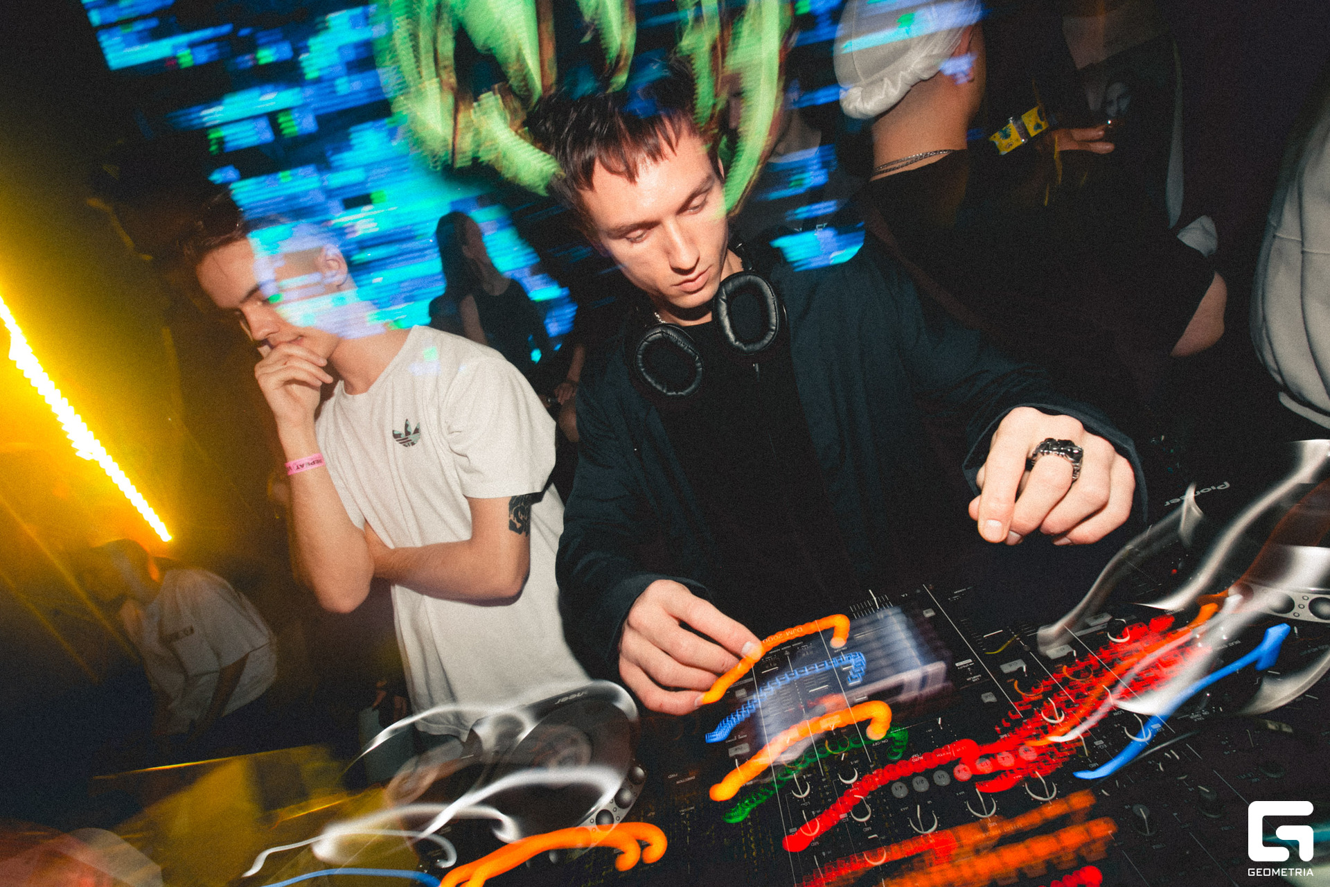 122 Repeat 21.10.jpg