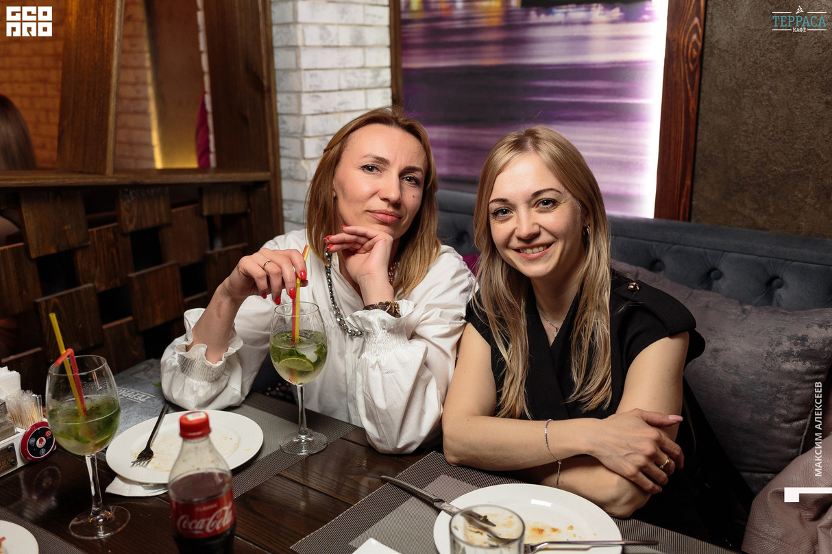 Суббота в кафе Терраса 21