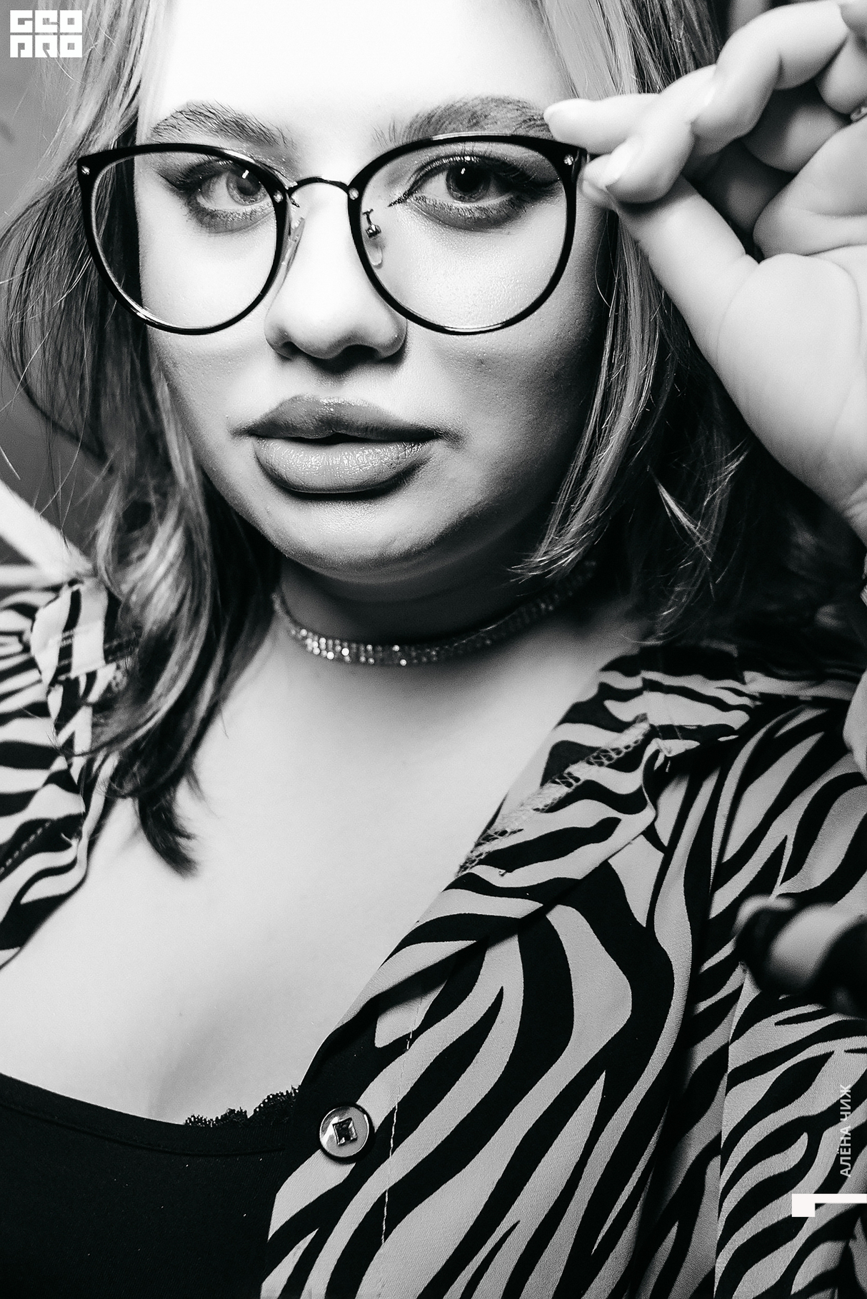 Black & White- 2 22
