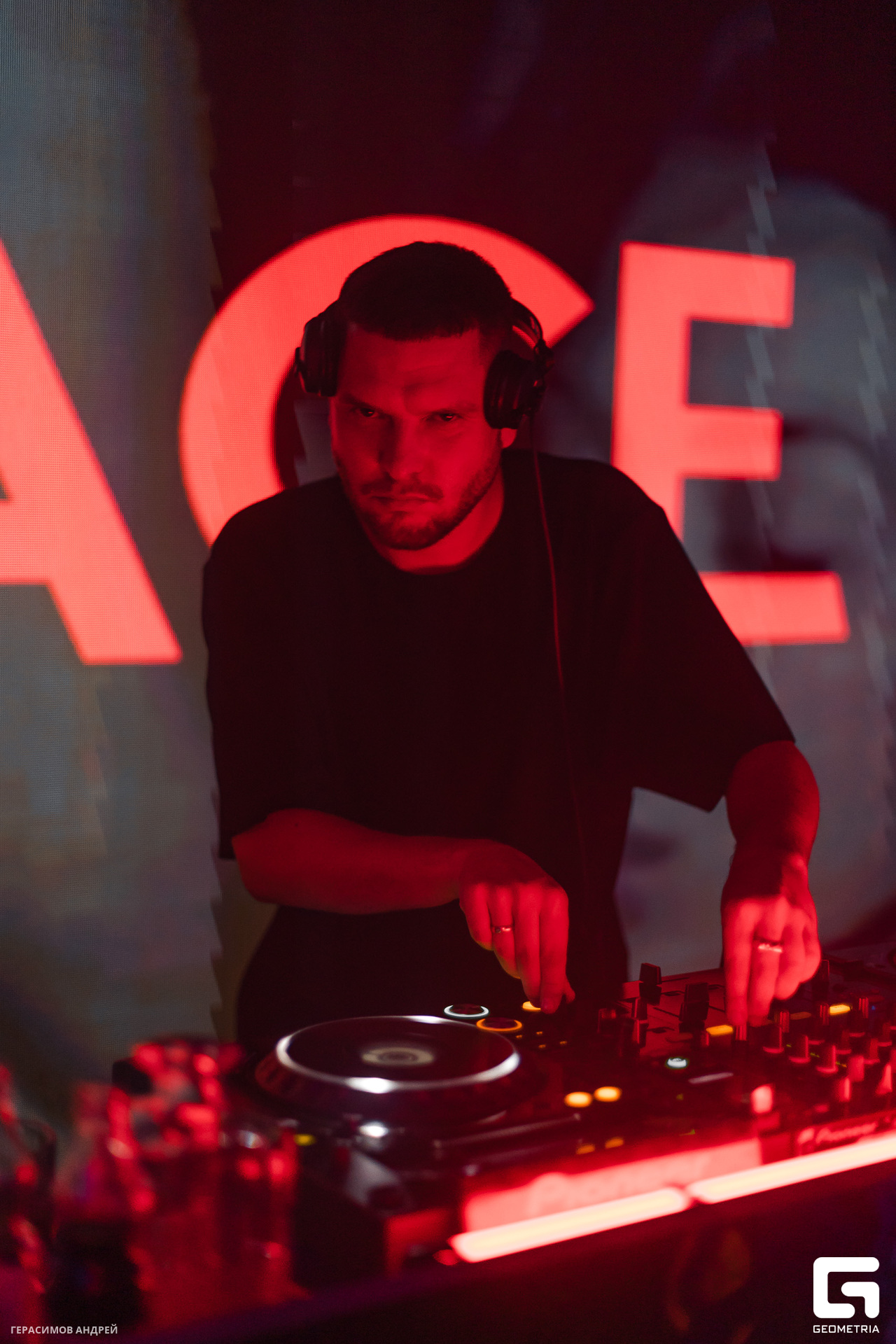 008 Place 26. 10.jpg