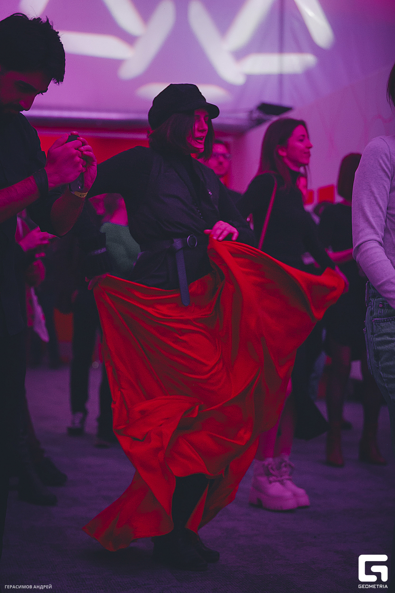 196 Red Arena 8. 02.jpg