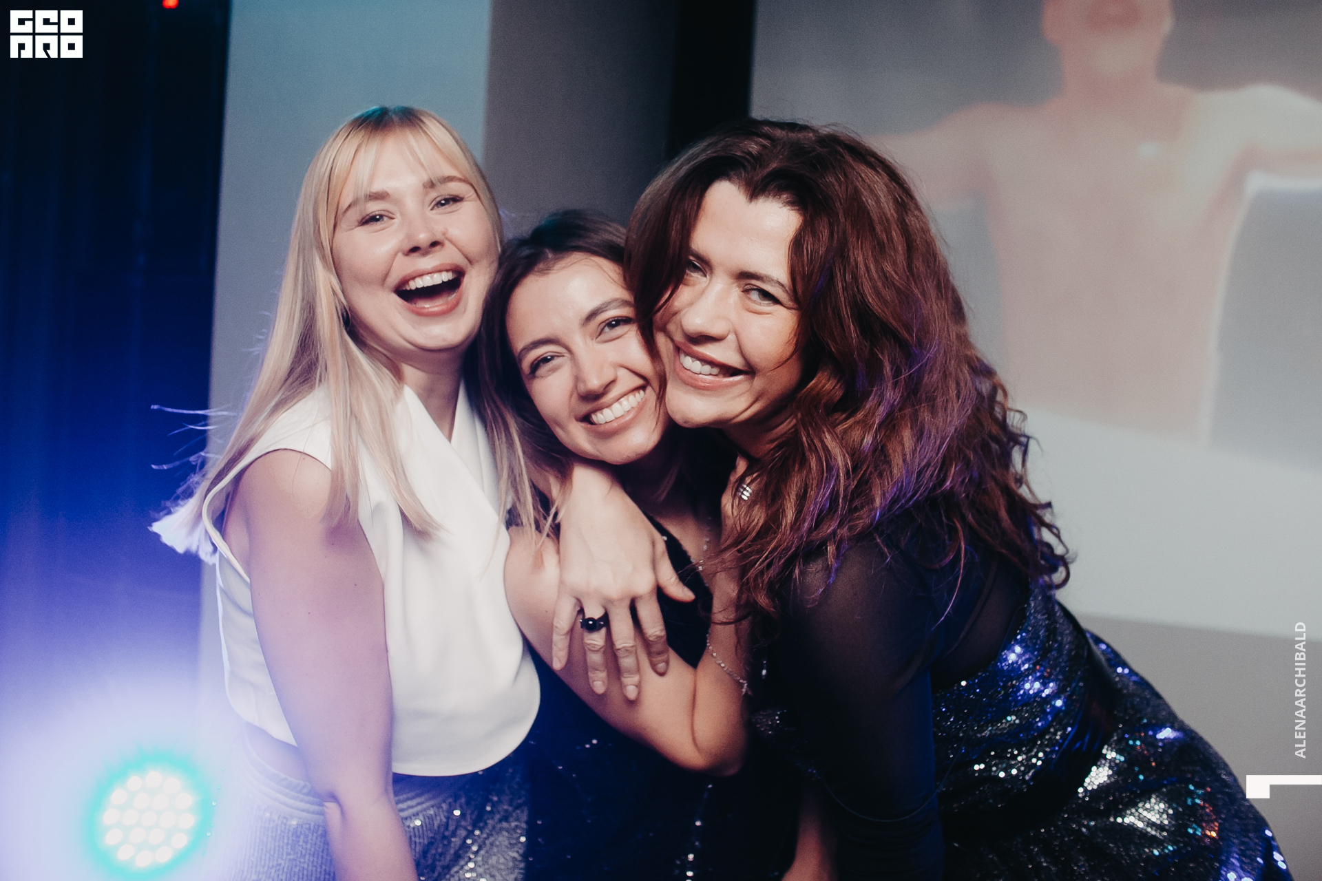 2022-04-03 00-00-25_alenaarchibald047.JPG