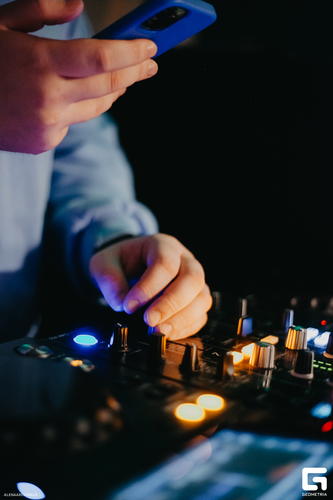 2023-10-20 20-00-58_alenaarchibald045.JPG