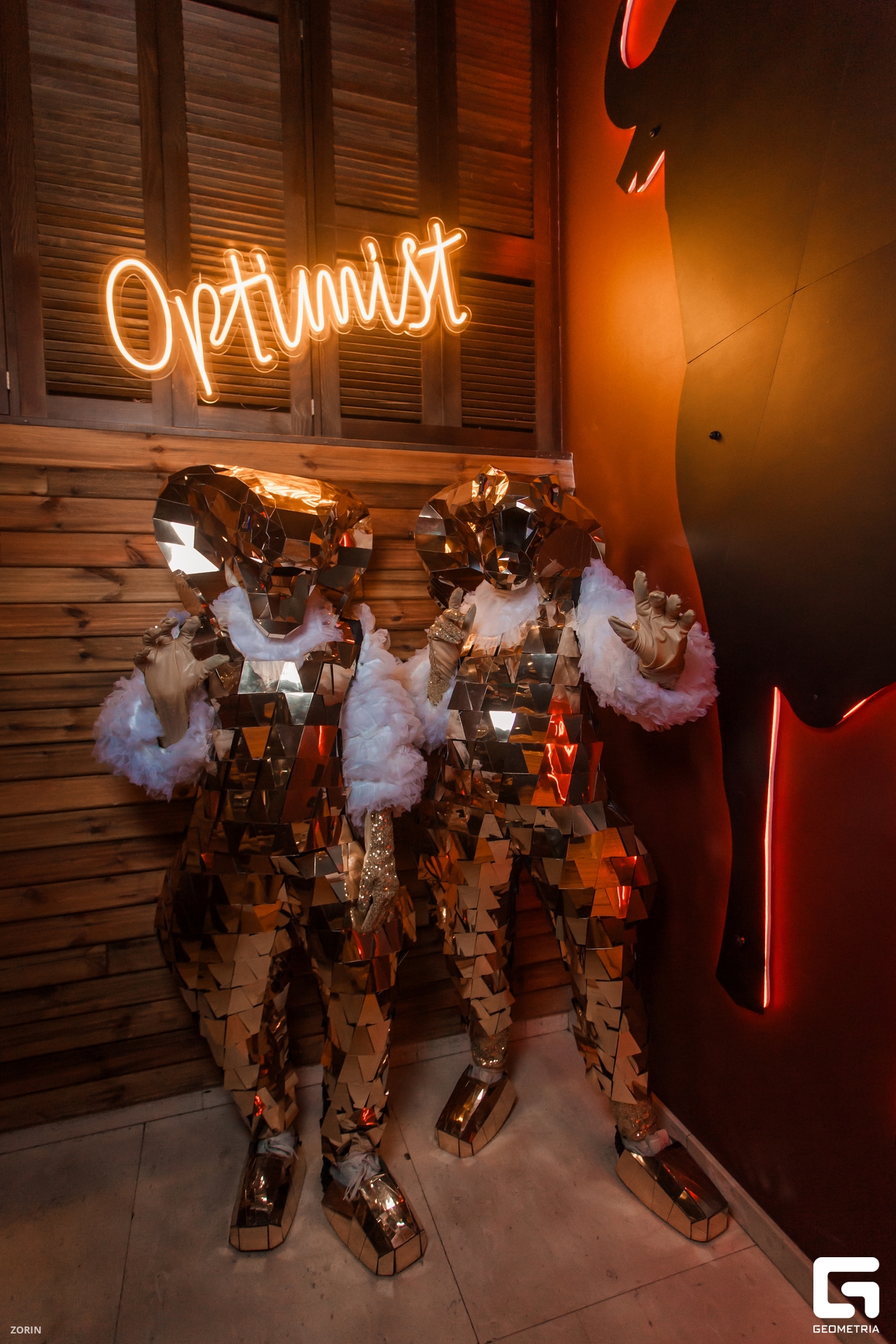 007-19-17-22-28-12-24- Zorin.jpg