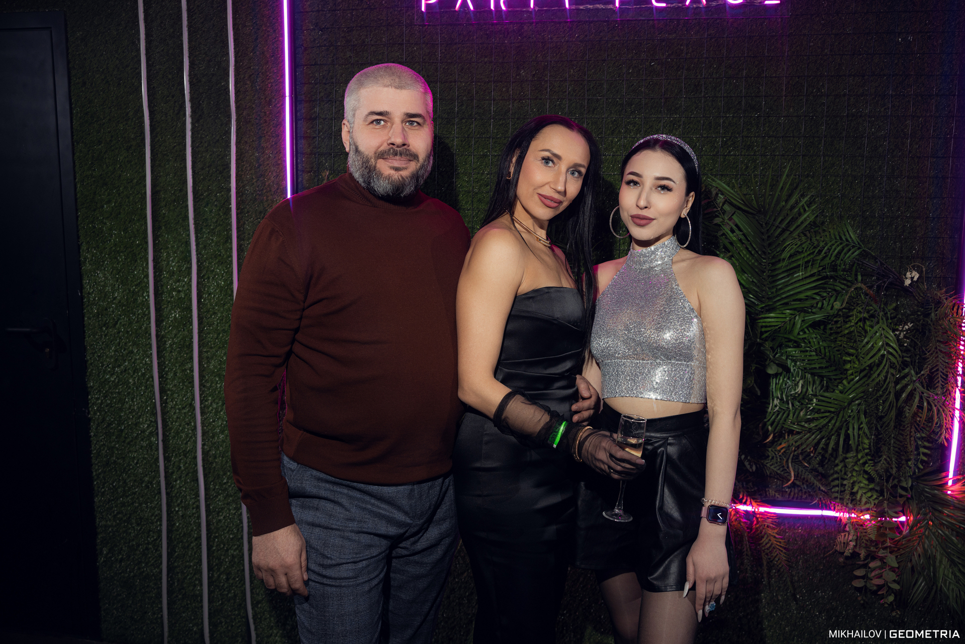 022-311224-0609 Mikhailov-weblogo.jpg