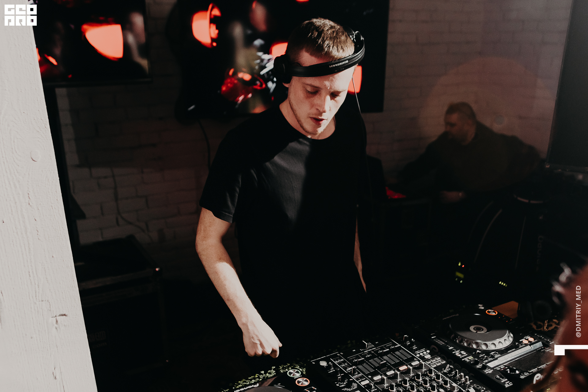 Фотограф @dmitriy_med  -0013.jpg