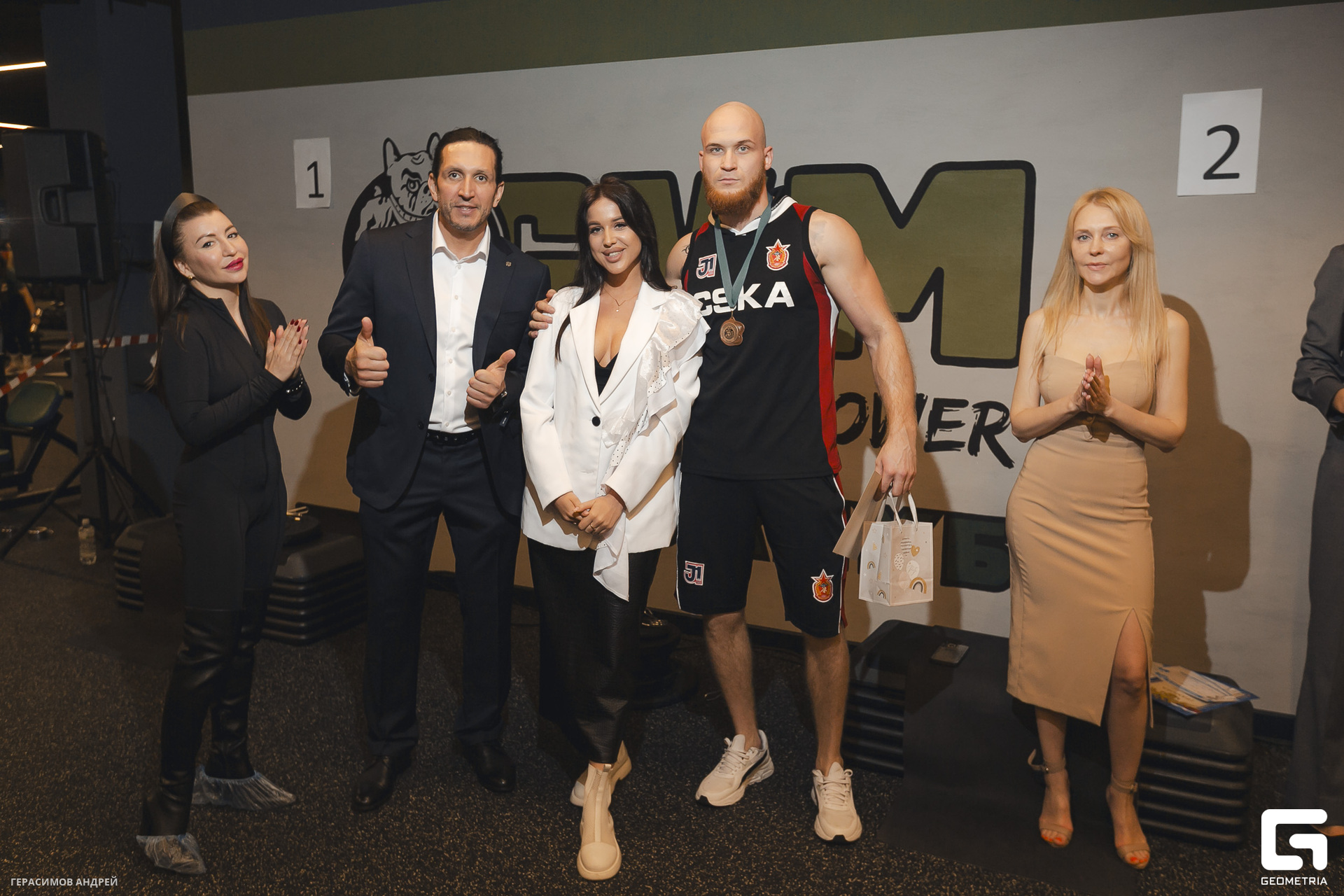 216 Dark Fit 10. 03.jpg