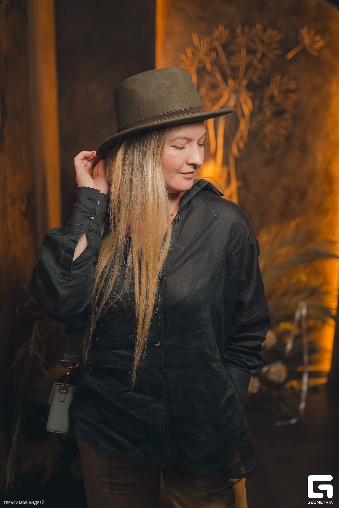 058 Bloom 12. 01.jpg