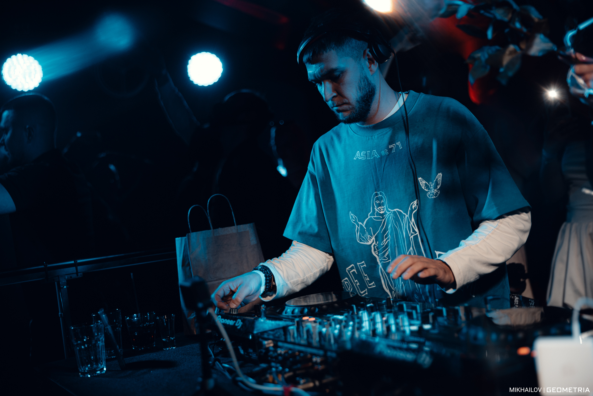 154-190425-1822 mikhailov-weblogo.jpg