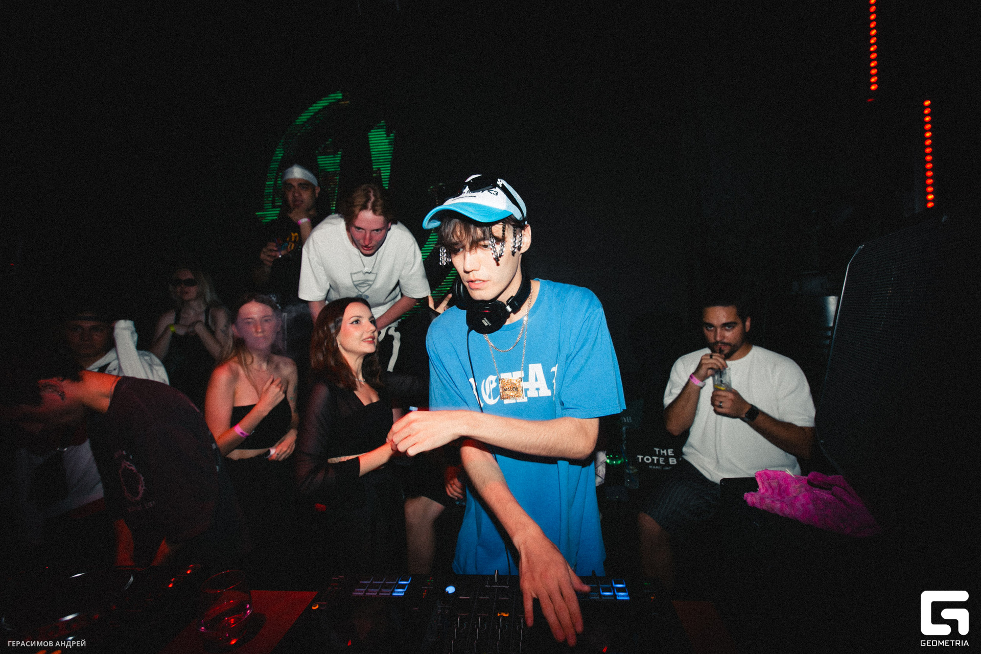 097 Repeat 26.08.jpg