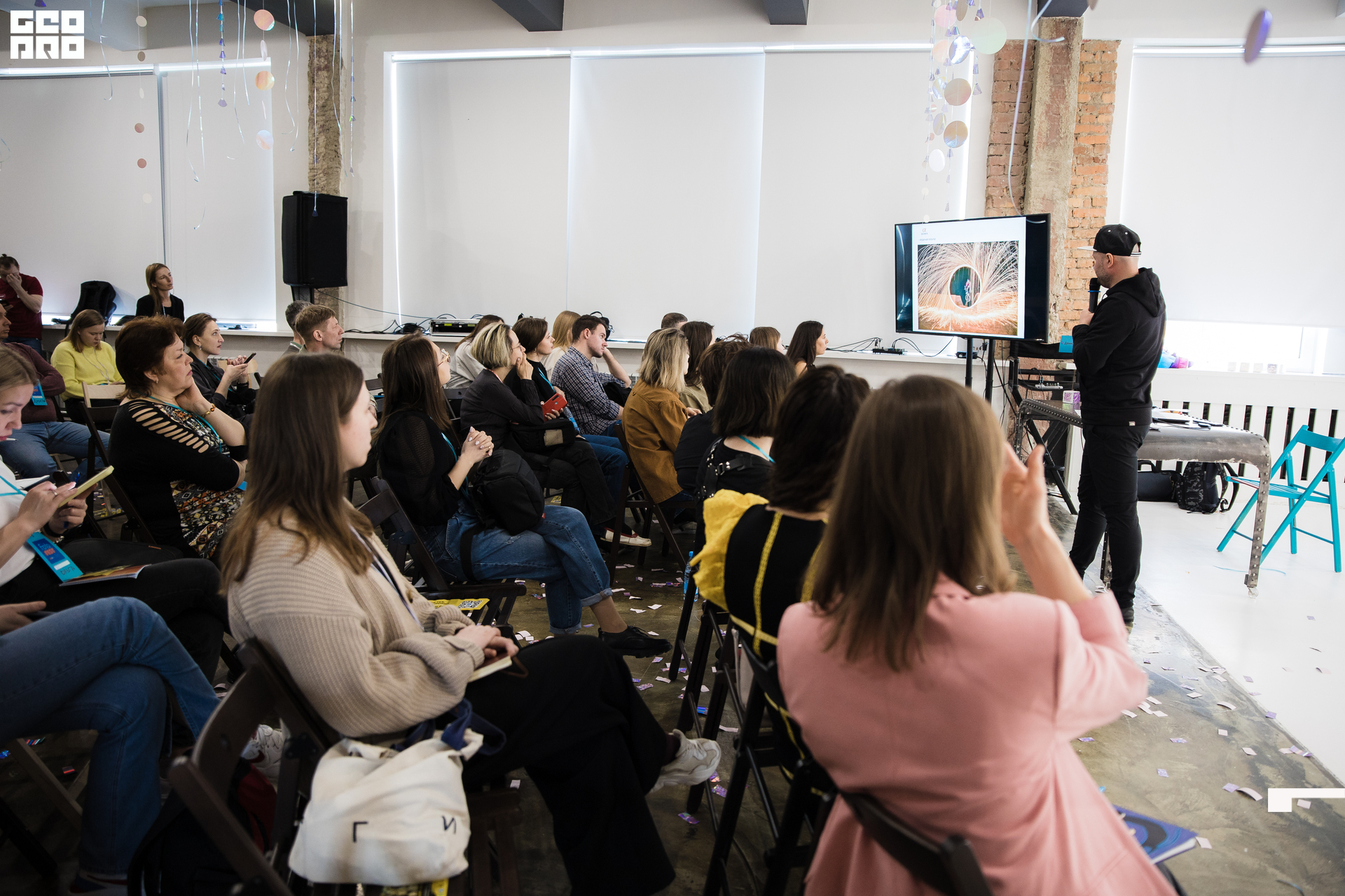 045-20220402-48-fotofest - Mikhailov.jpg