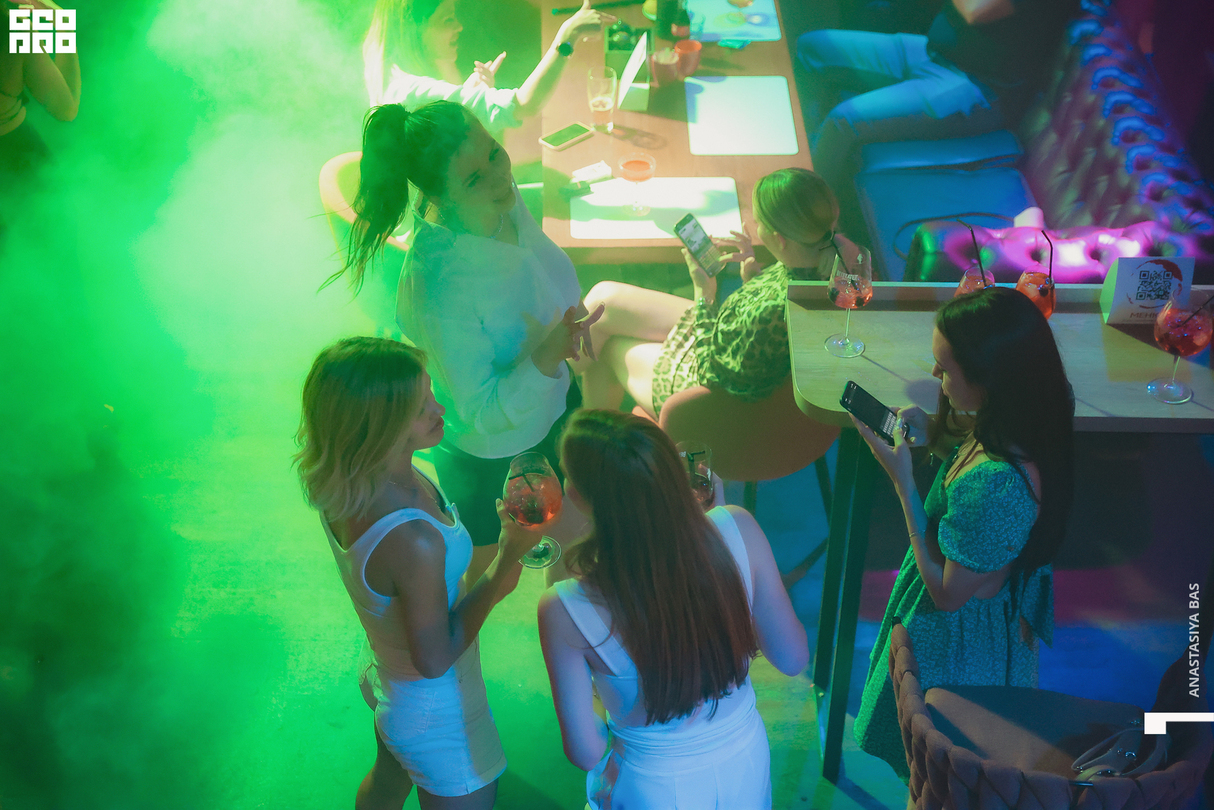 Weekend Party 30