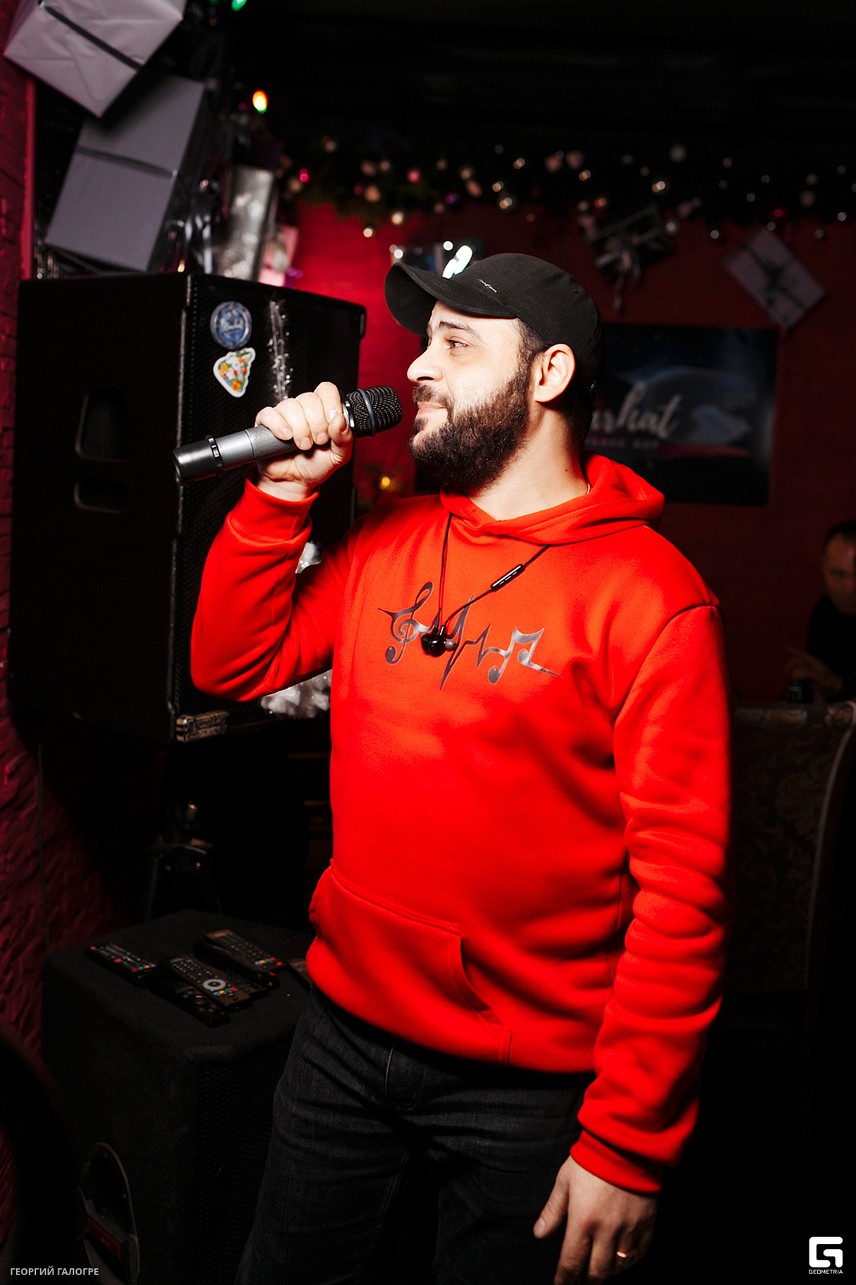 Пятница в караоке-клубе "Бархат" 28