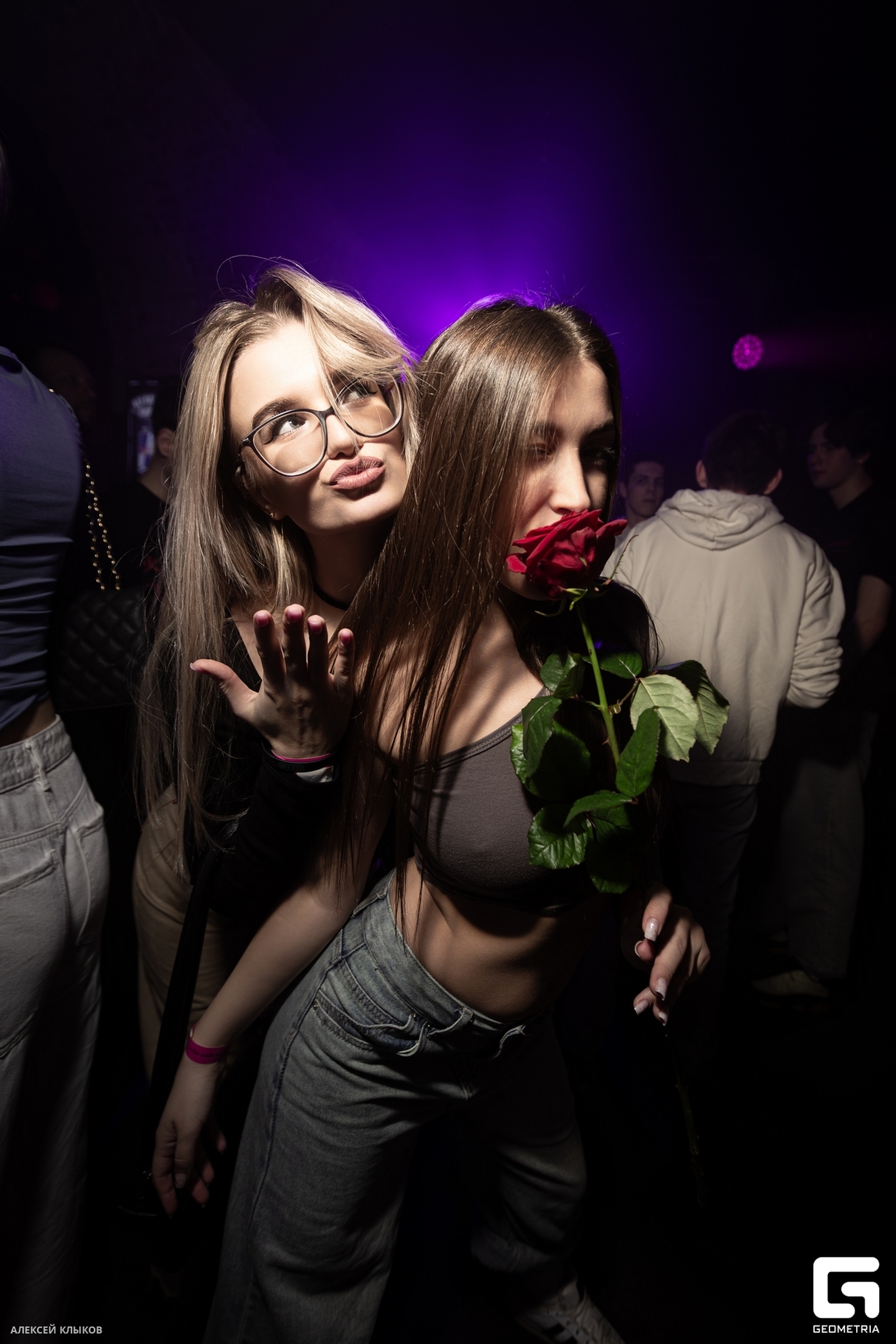HOTGIRLSCLUB 16