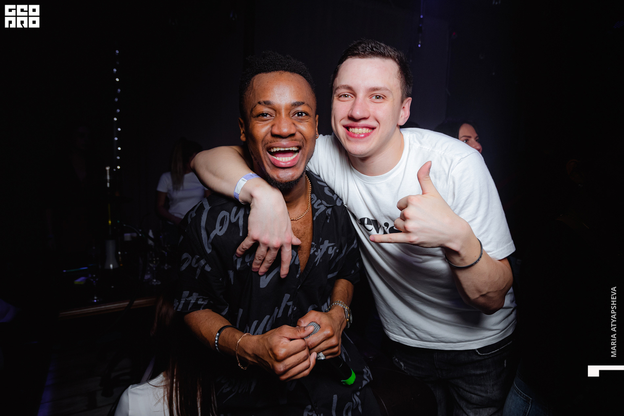 Saturday Party 28