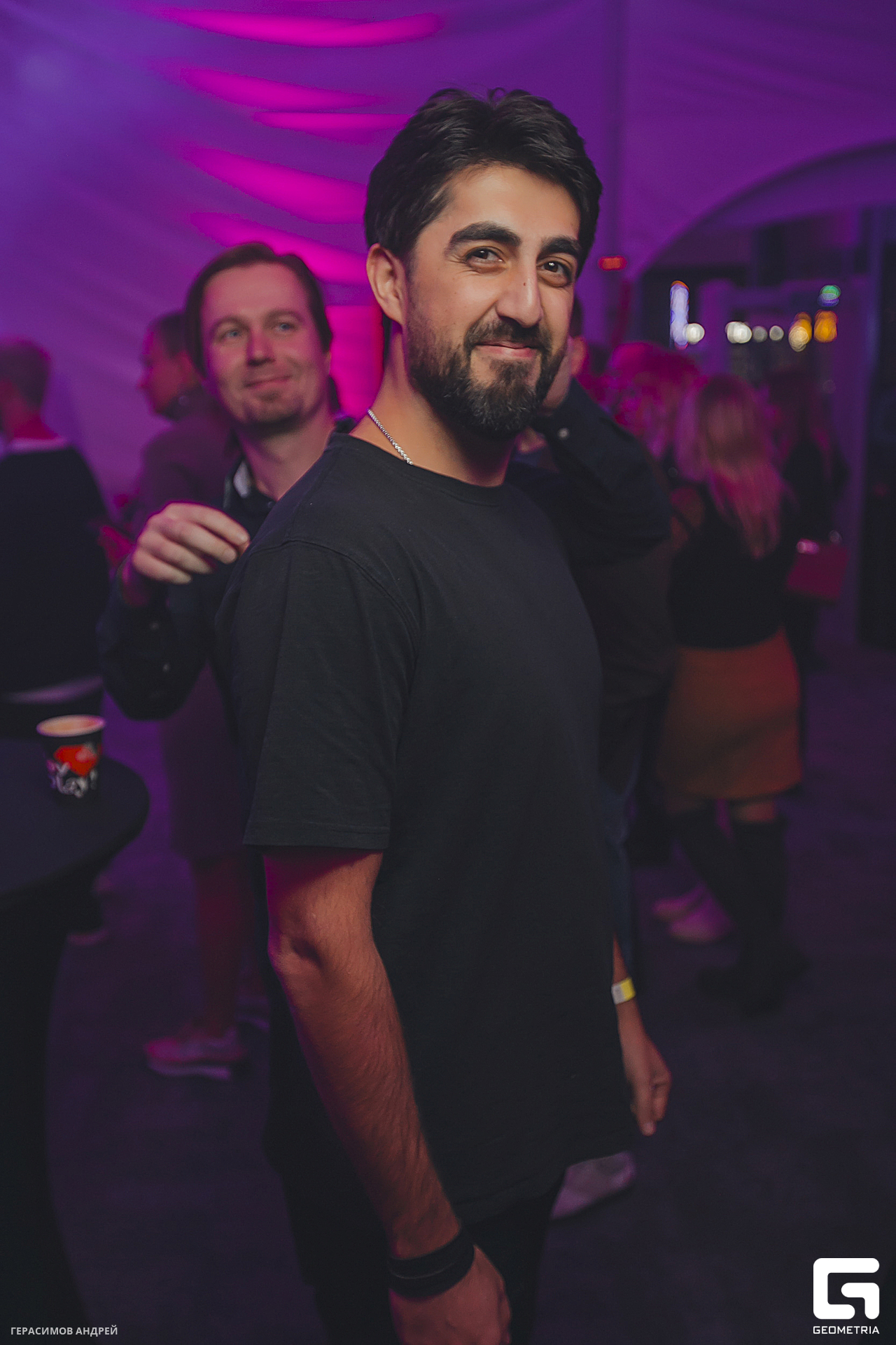 262 Red Arena 8. 02.jpg