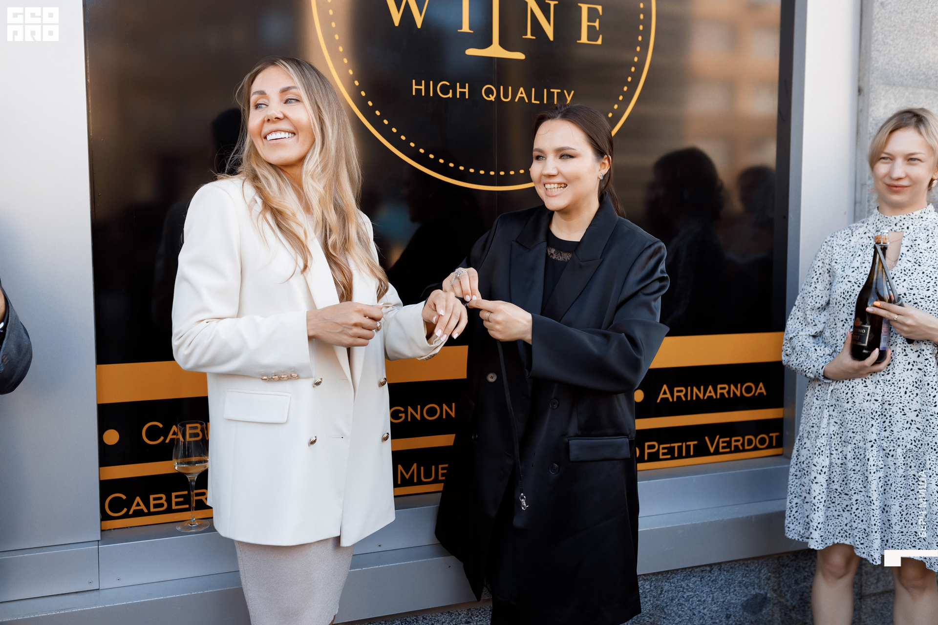 @misha.byorch 0097.jpg