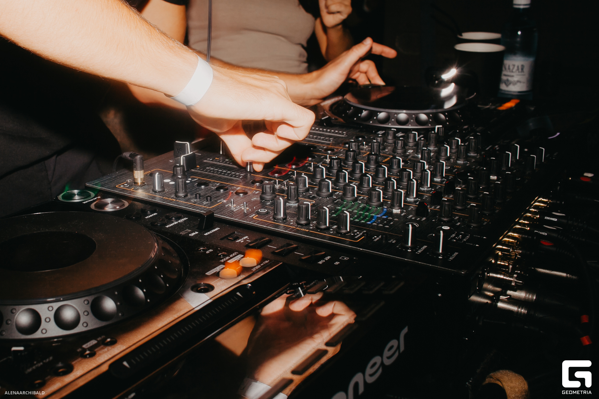 2023-07-15 00-21-46_alenaarchibald084.JPG