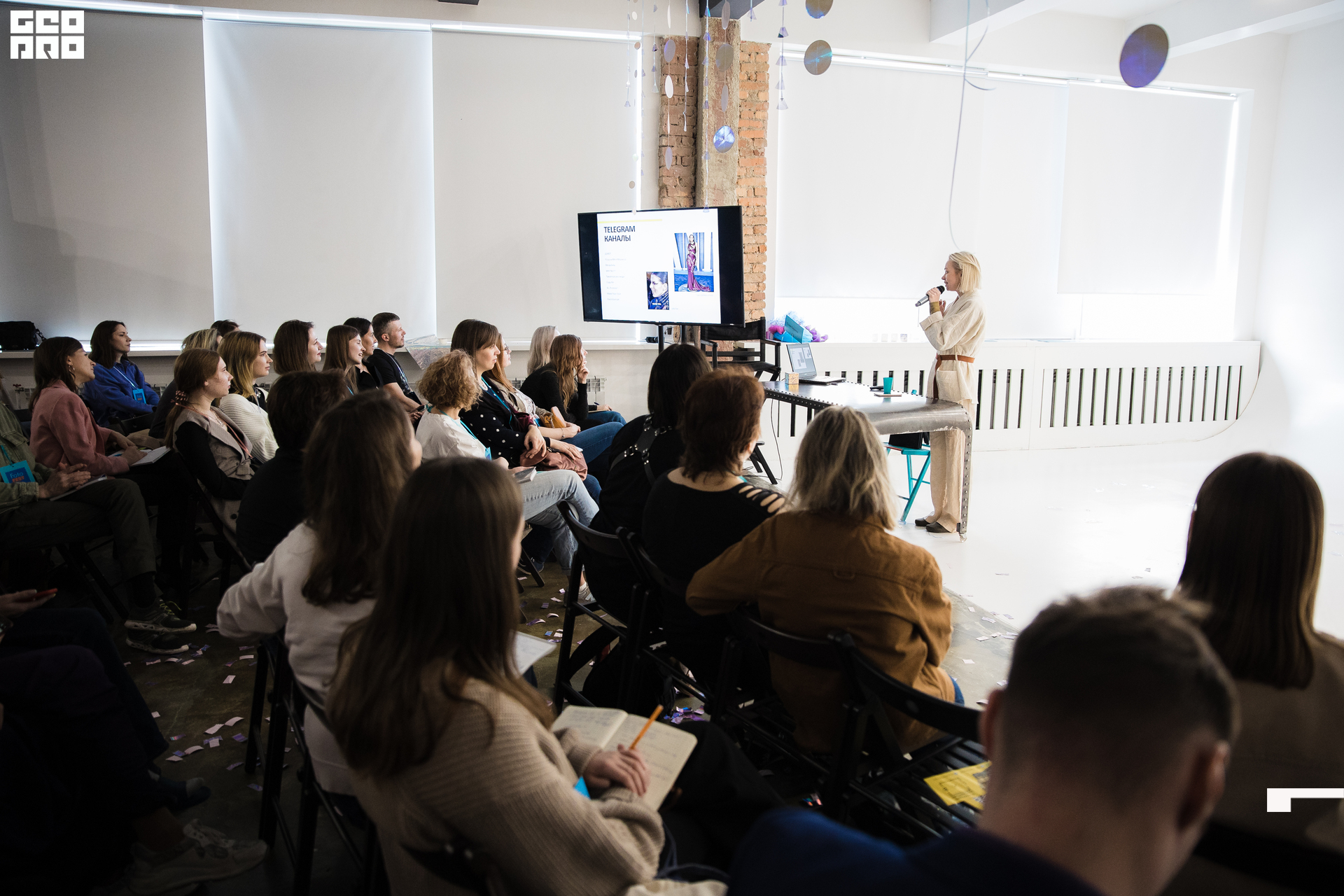 012-20220402-48-fotofest - Mikhailov.jpg