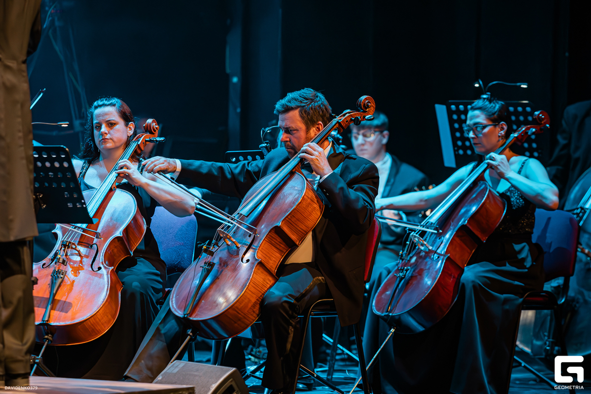 EPIC FILM MUSIC OF STAR WARS SYMPHONIC TRIBUTE 24