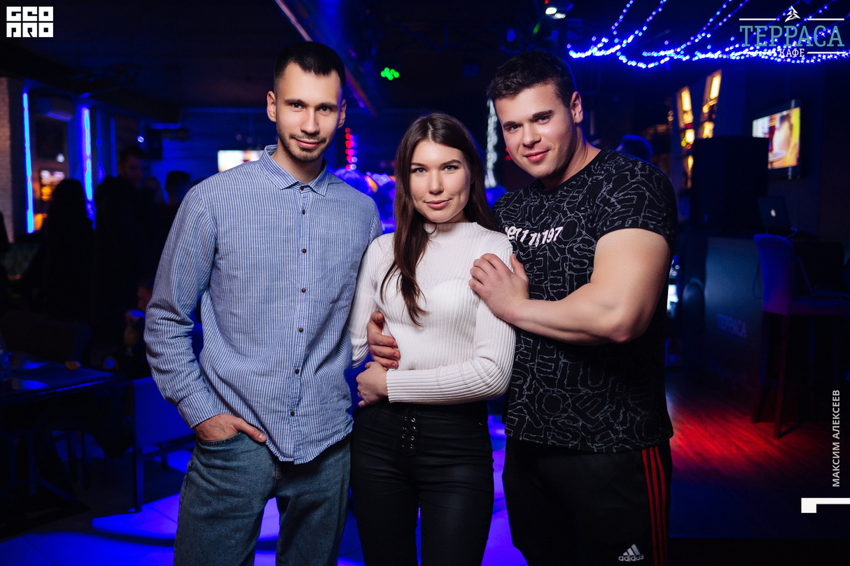 Воскресенье в кафе Терраса 10