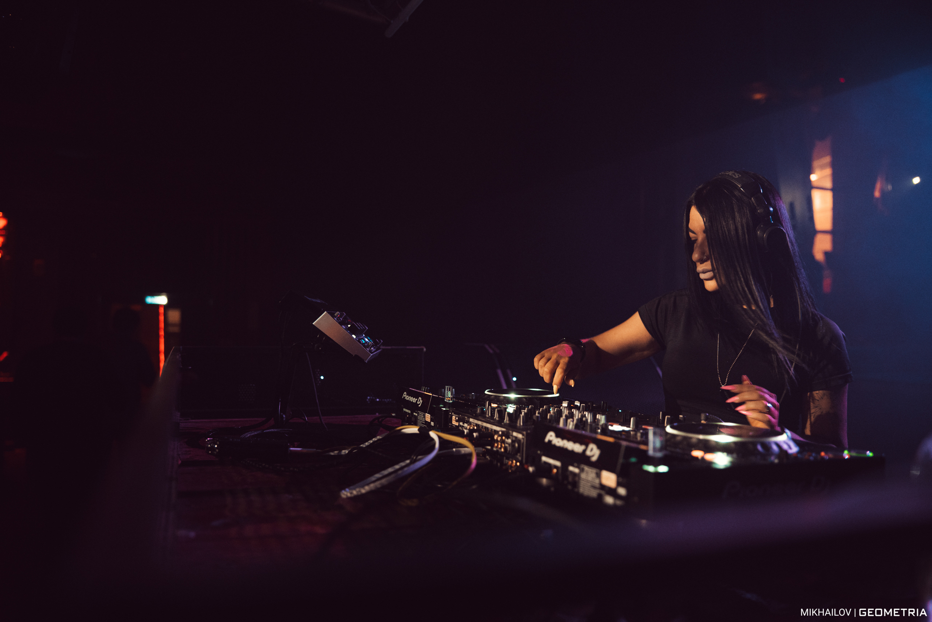 004-050425-1100 mikhailov-web.jpg