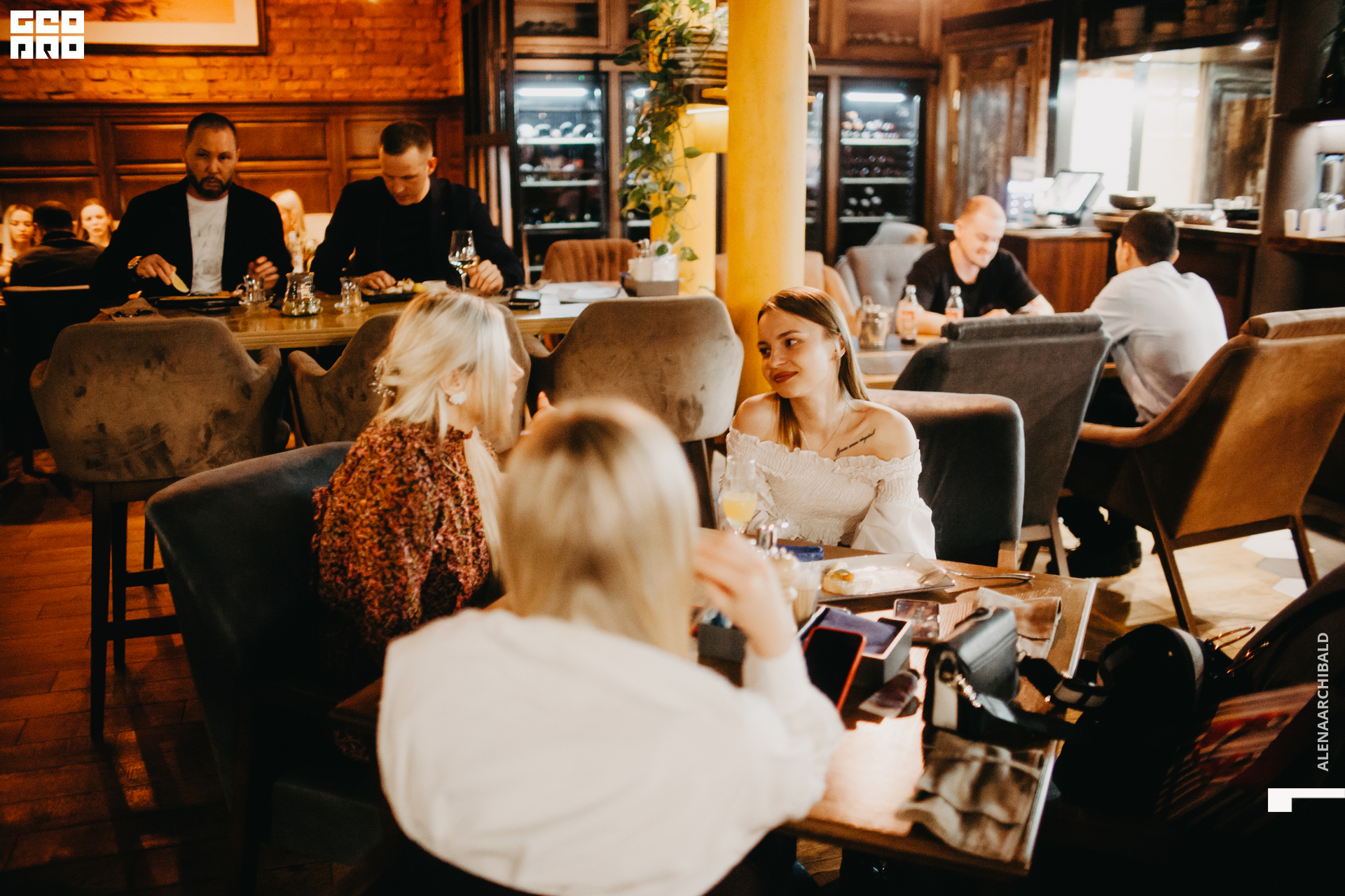 2021-03-26 21-33-38_alenaarchibald_056.JPG