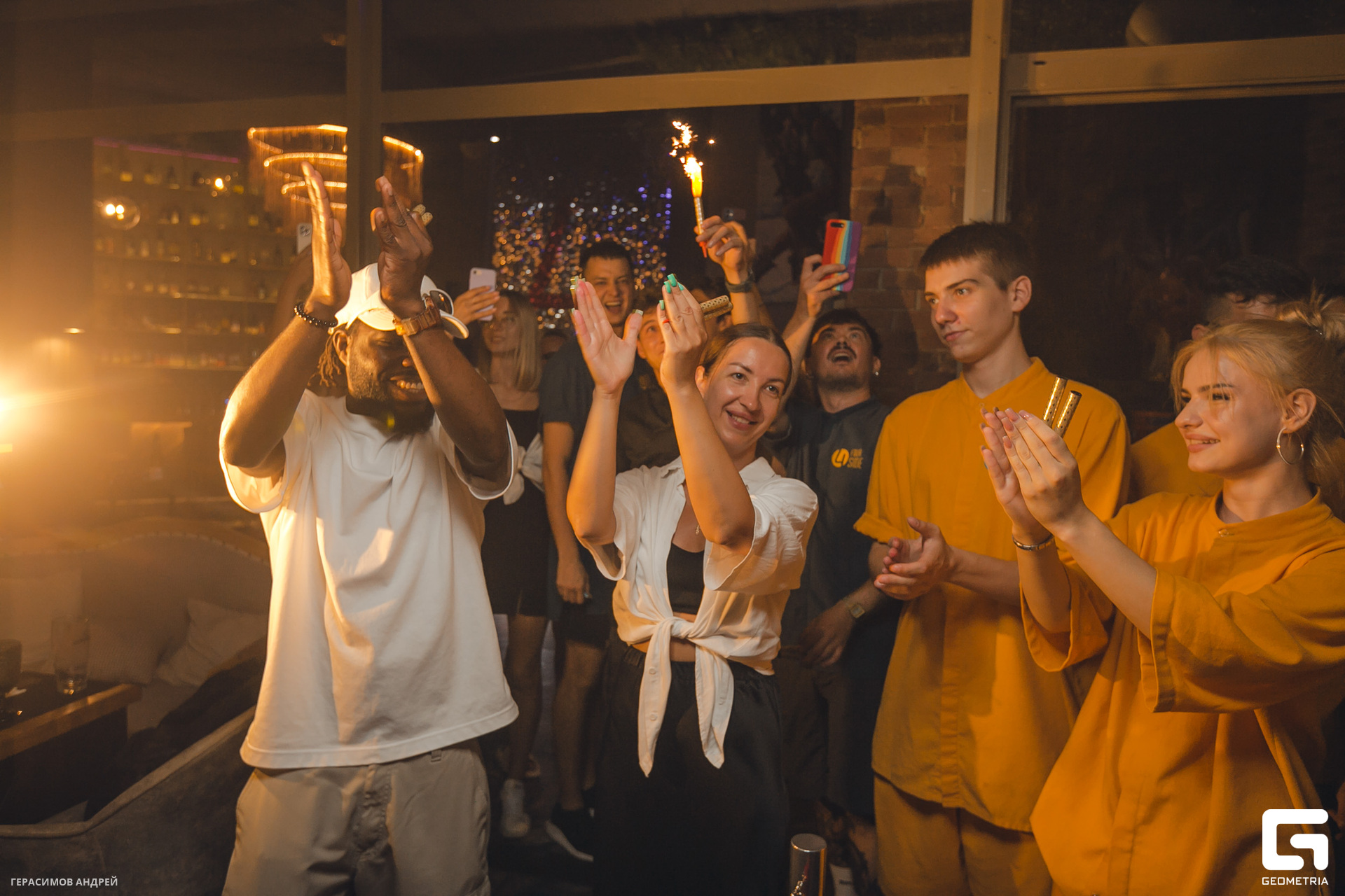 096 Four4side 16.08.jpg