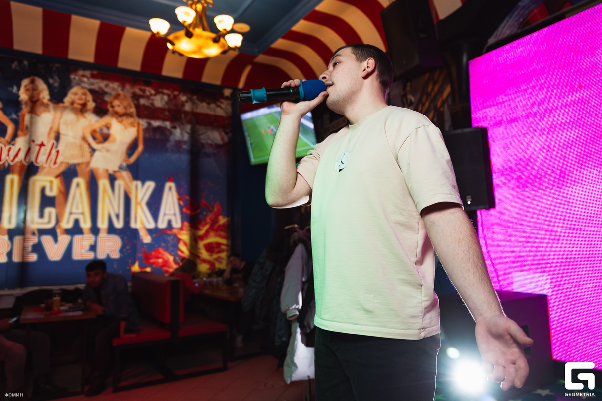 Пятница в баре Американка 8