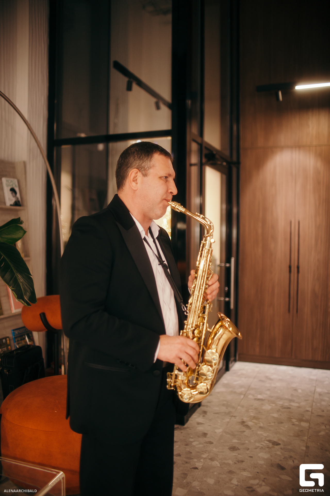 2023-12-02 18-00-57_alenaarchibald036.JPG