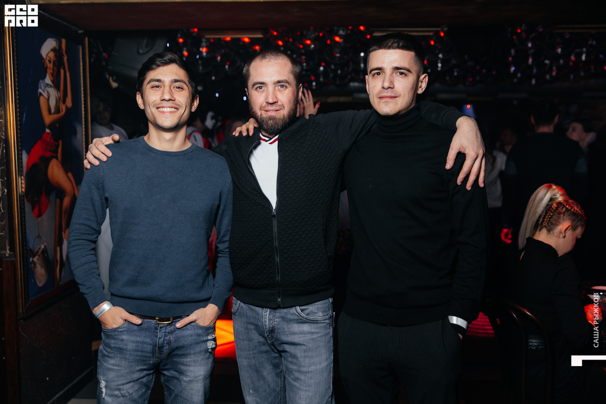8 MARCH PARTY 14