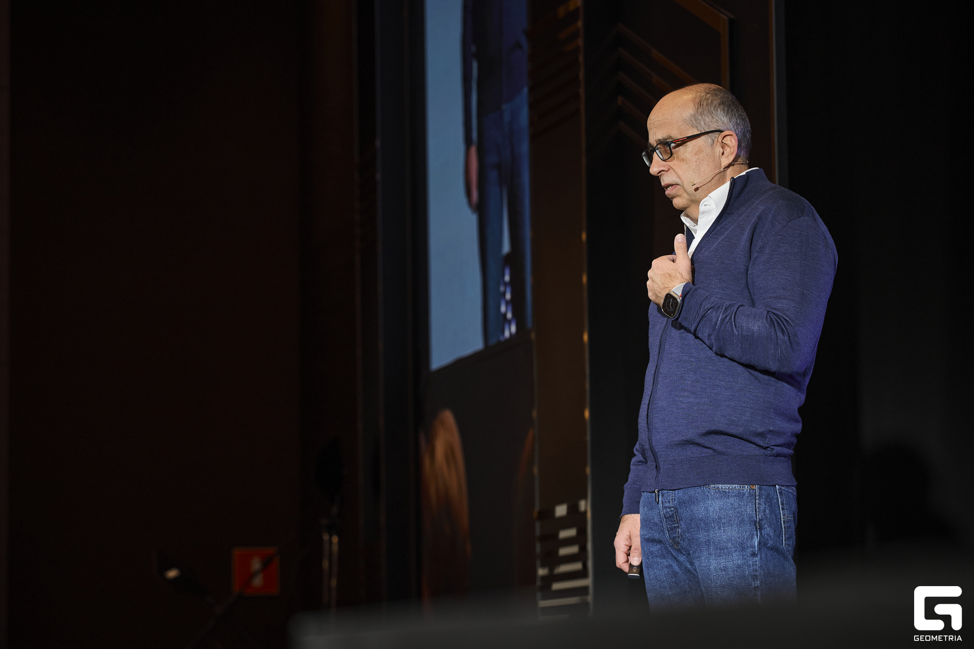 00232_25-11-23_10-30-11_GEOMETRIA.jpg