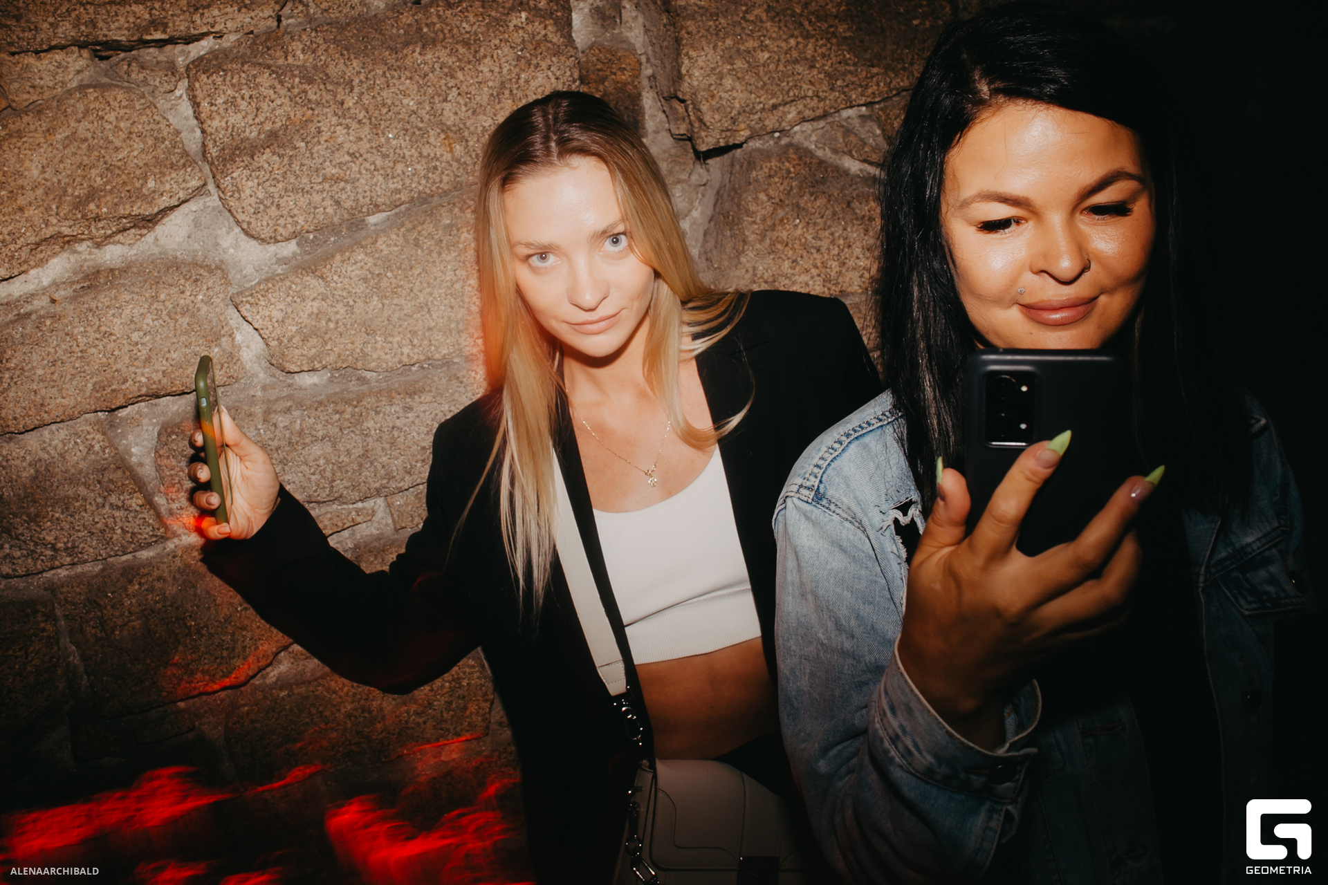 2023-07-15 00-21-46_alenaarchibald128.JPG