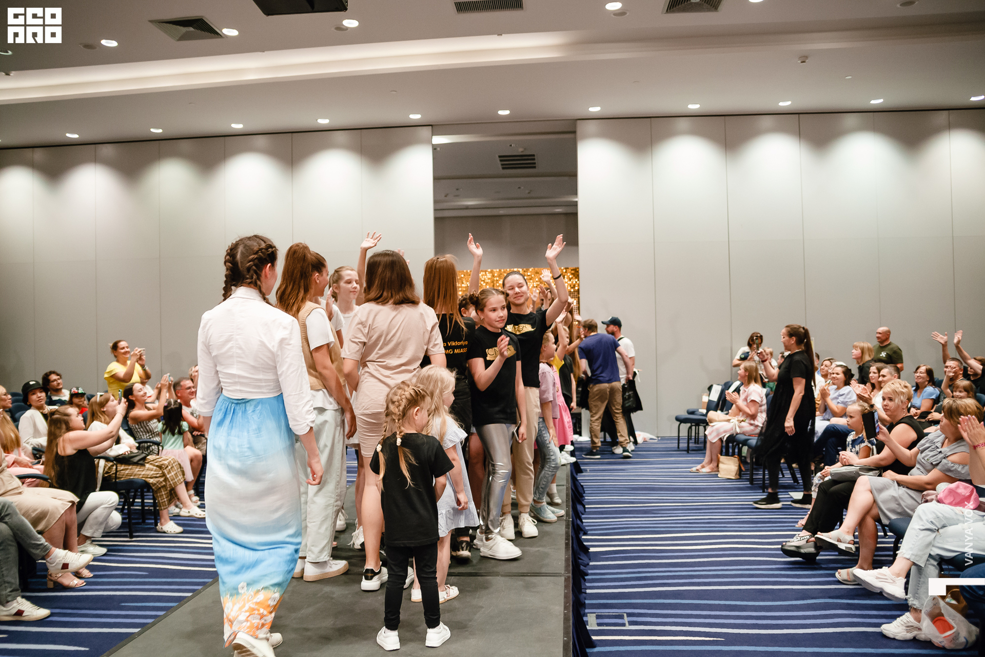 2021-05-23 16-00-00 vox_225.jpg