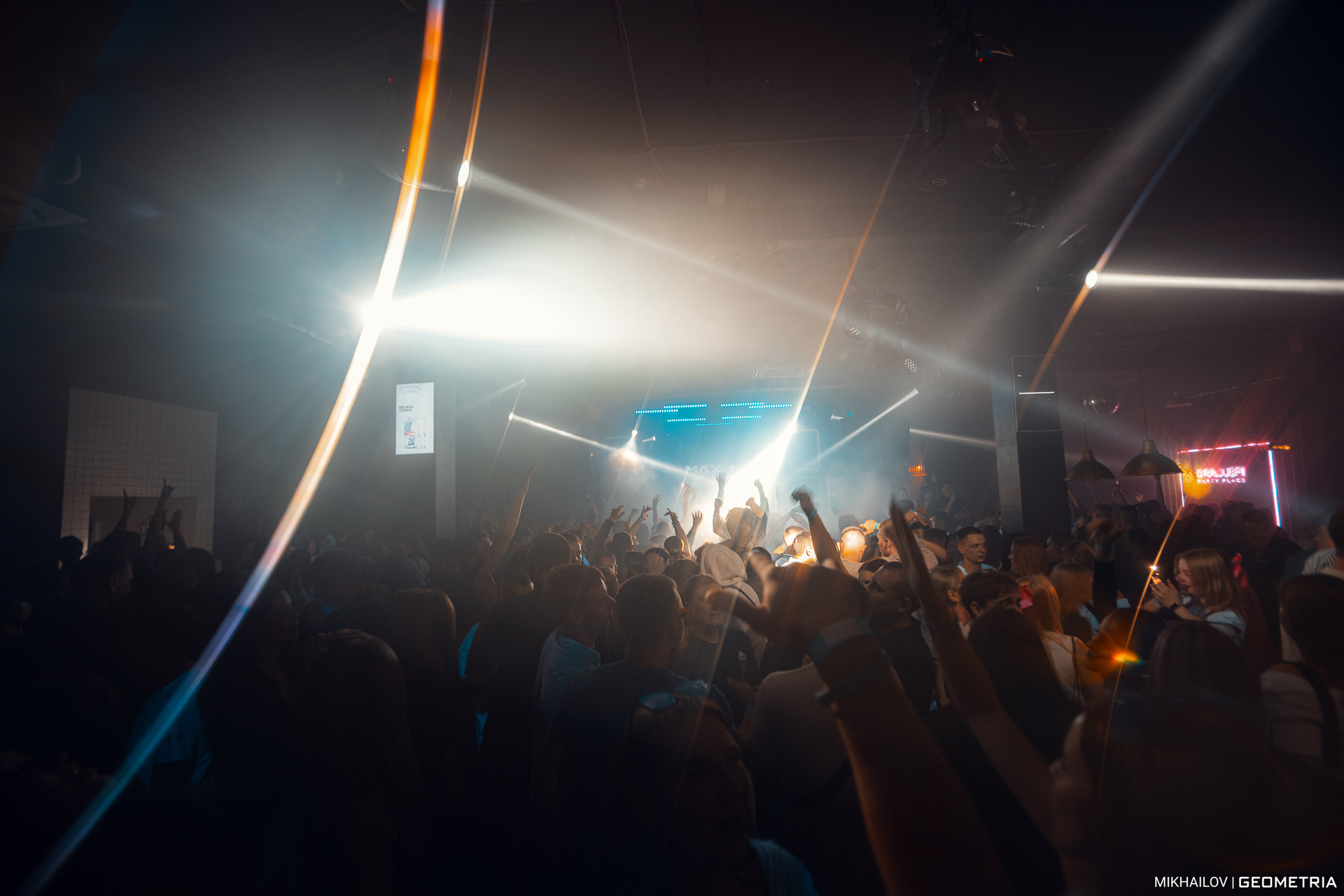 086-280724-2414 -Mikhailovweb.jpg