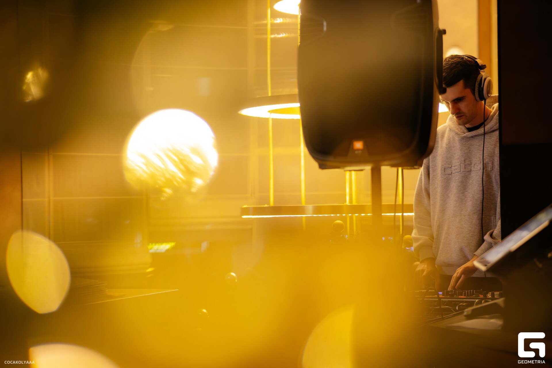 PET67604-Улучшено-Ум_resized. шума.jpg