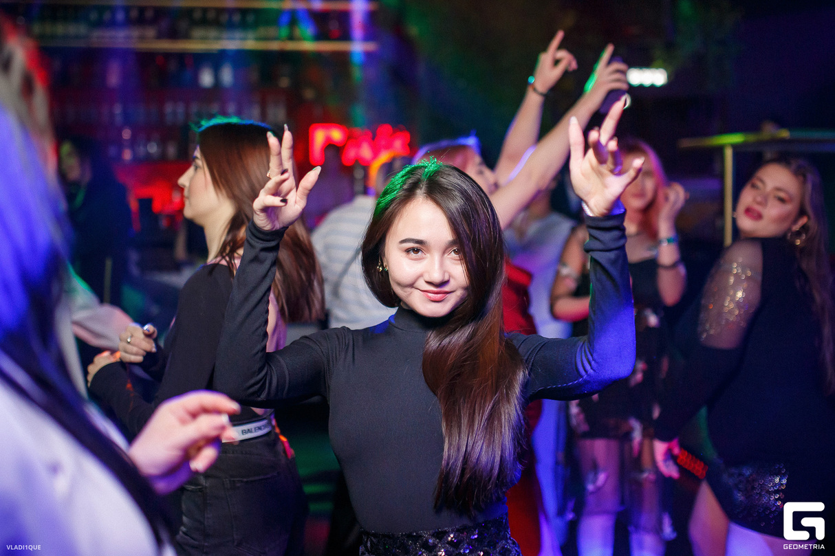 Weekend Party 28
