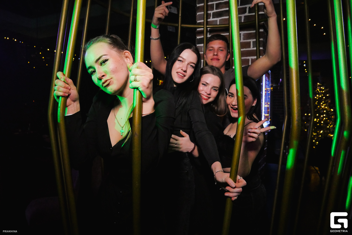 Закрытие легендарного клуба 20
