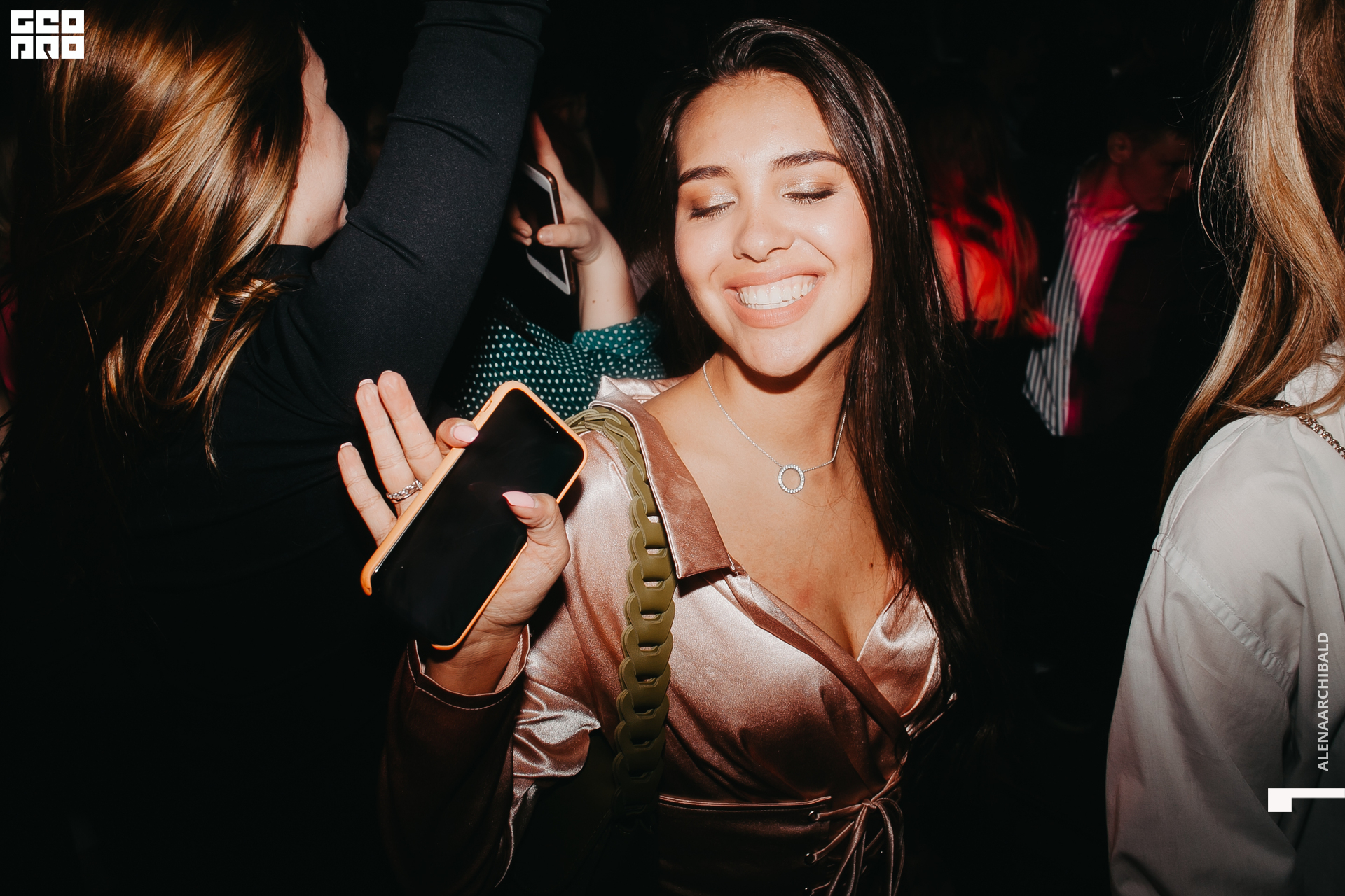 2021-04-10 00-46-23_alenaarchibald_015.JPG