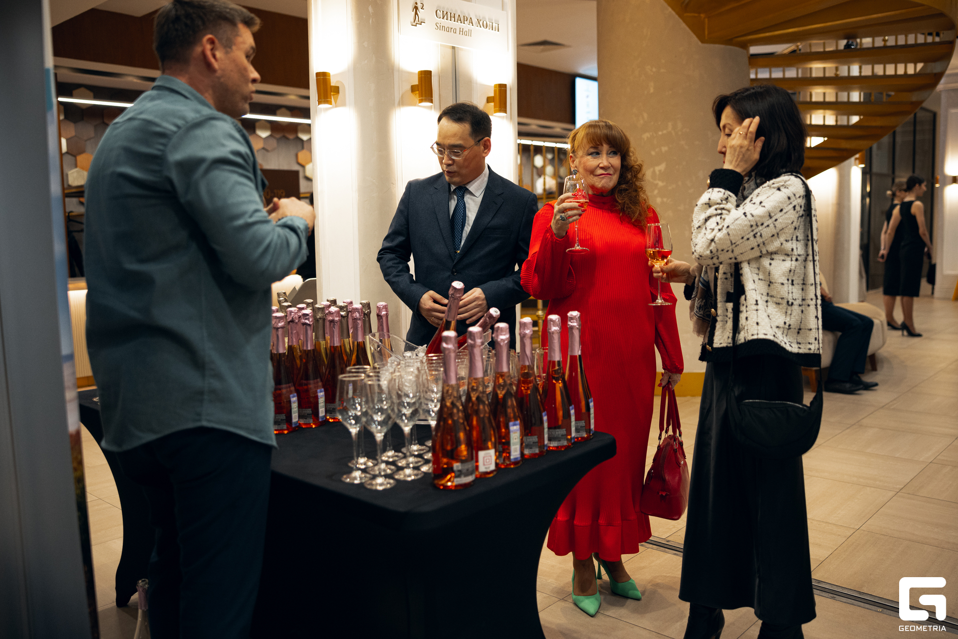 028-181024-0201 Комерсант-Михайлов.jpg