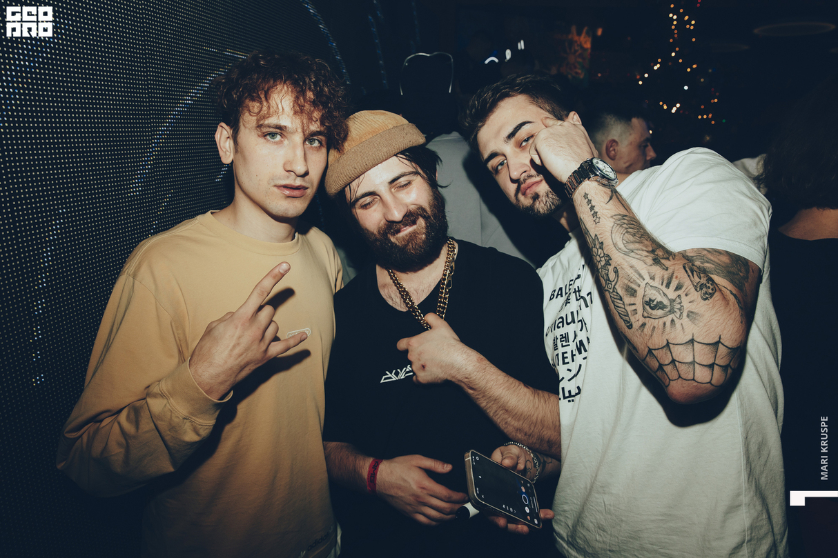 DVIZ PARIZ 15