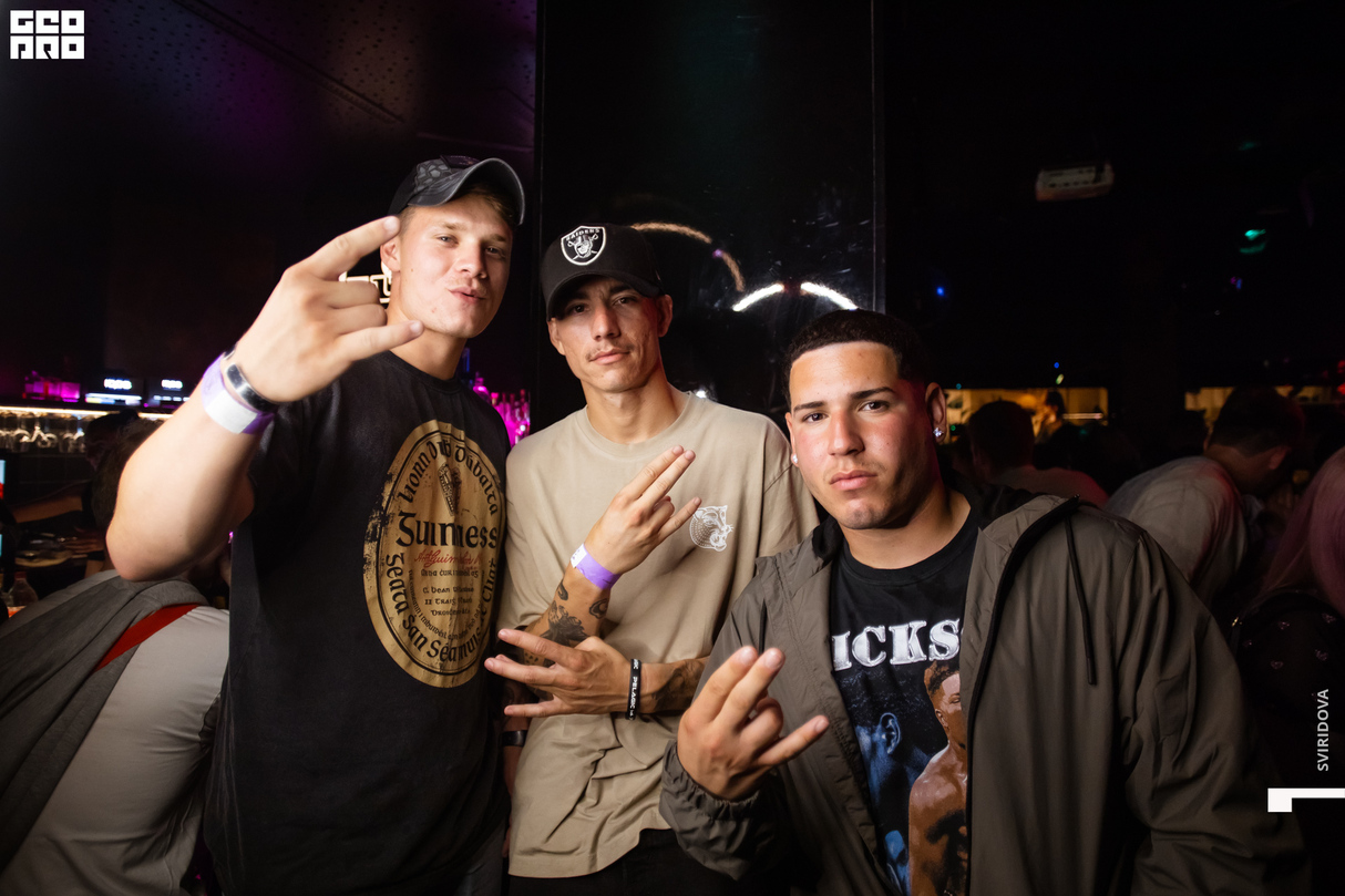 Saturday party at KU Club & Bar 27