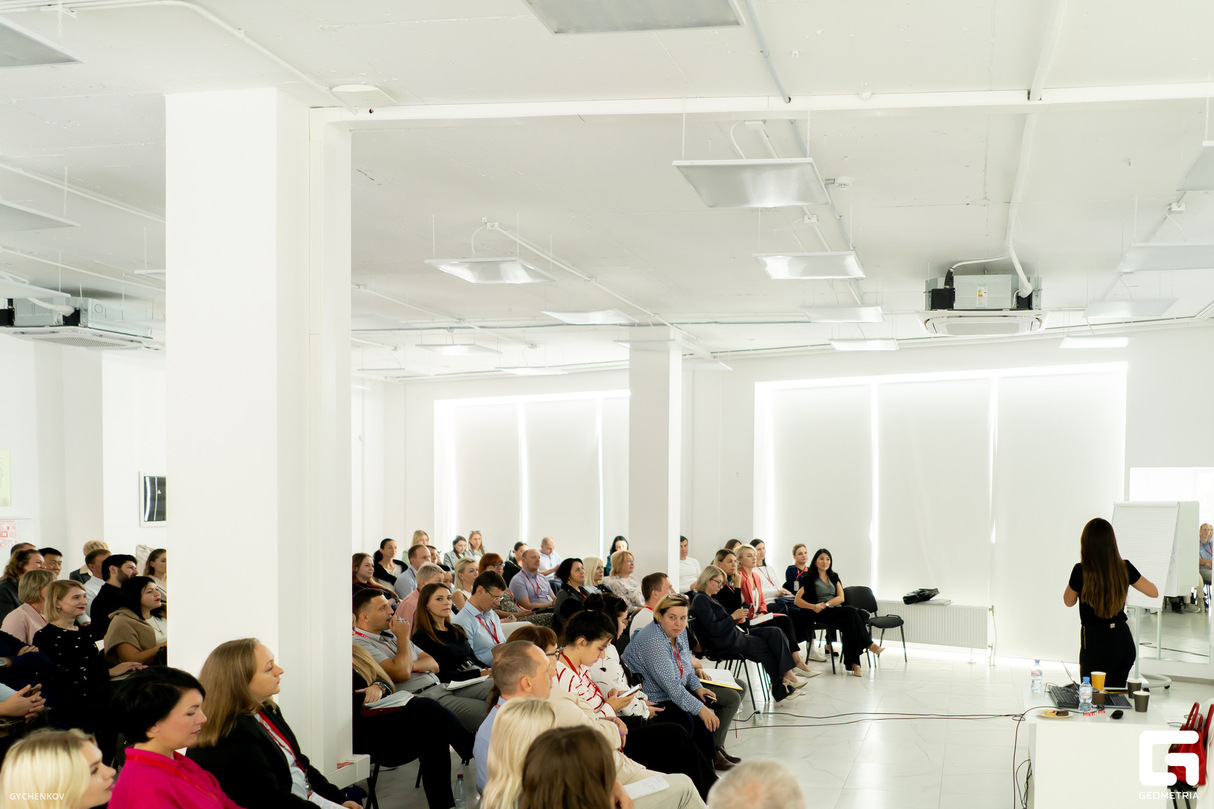 Обучение для компании ЭТАЖИ 26