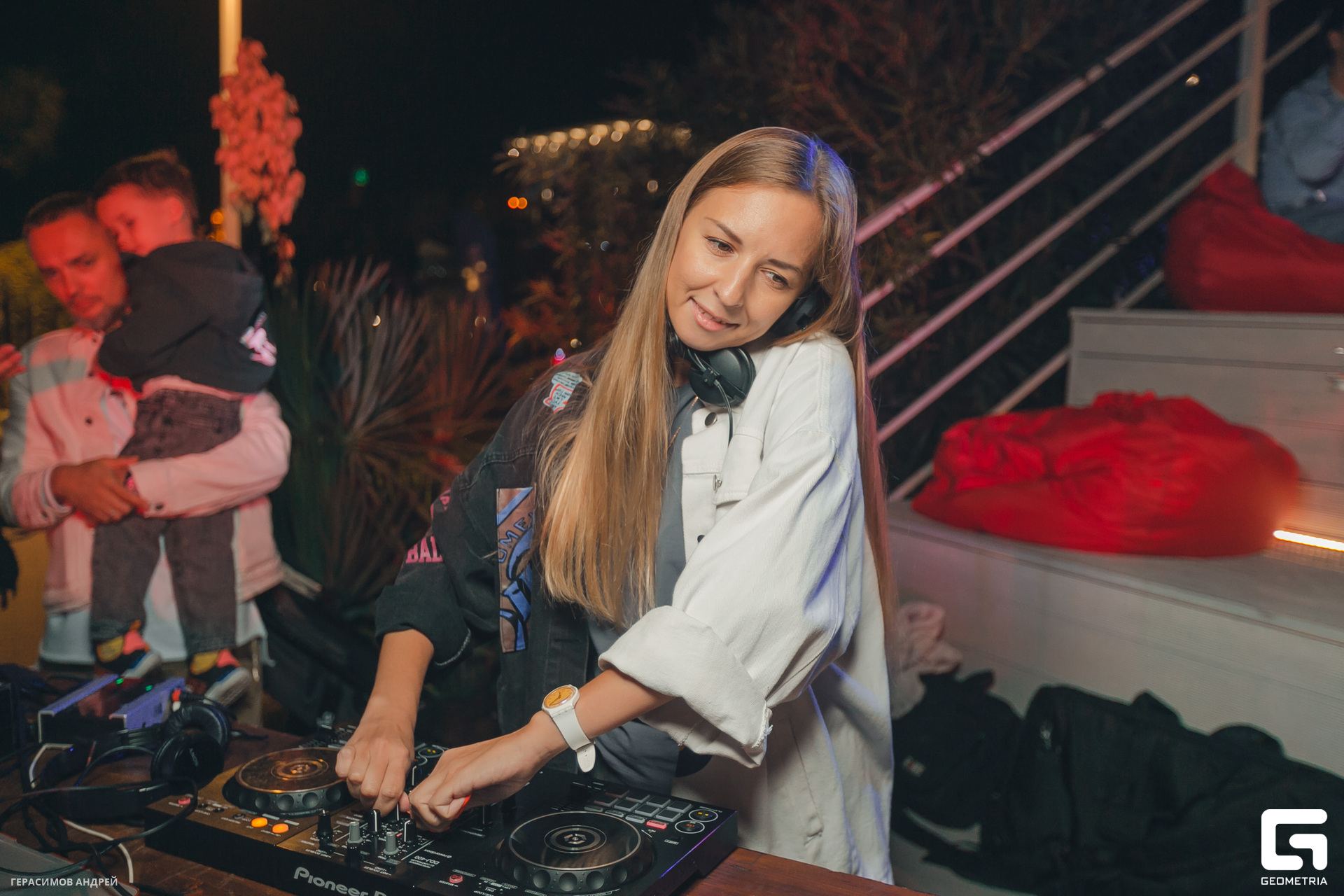 112 Rapana music 4.11.jpg