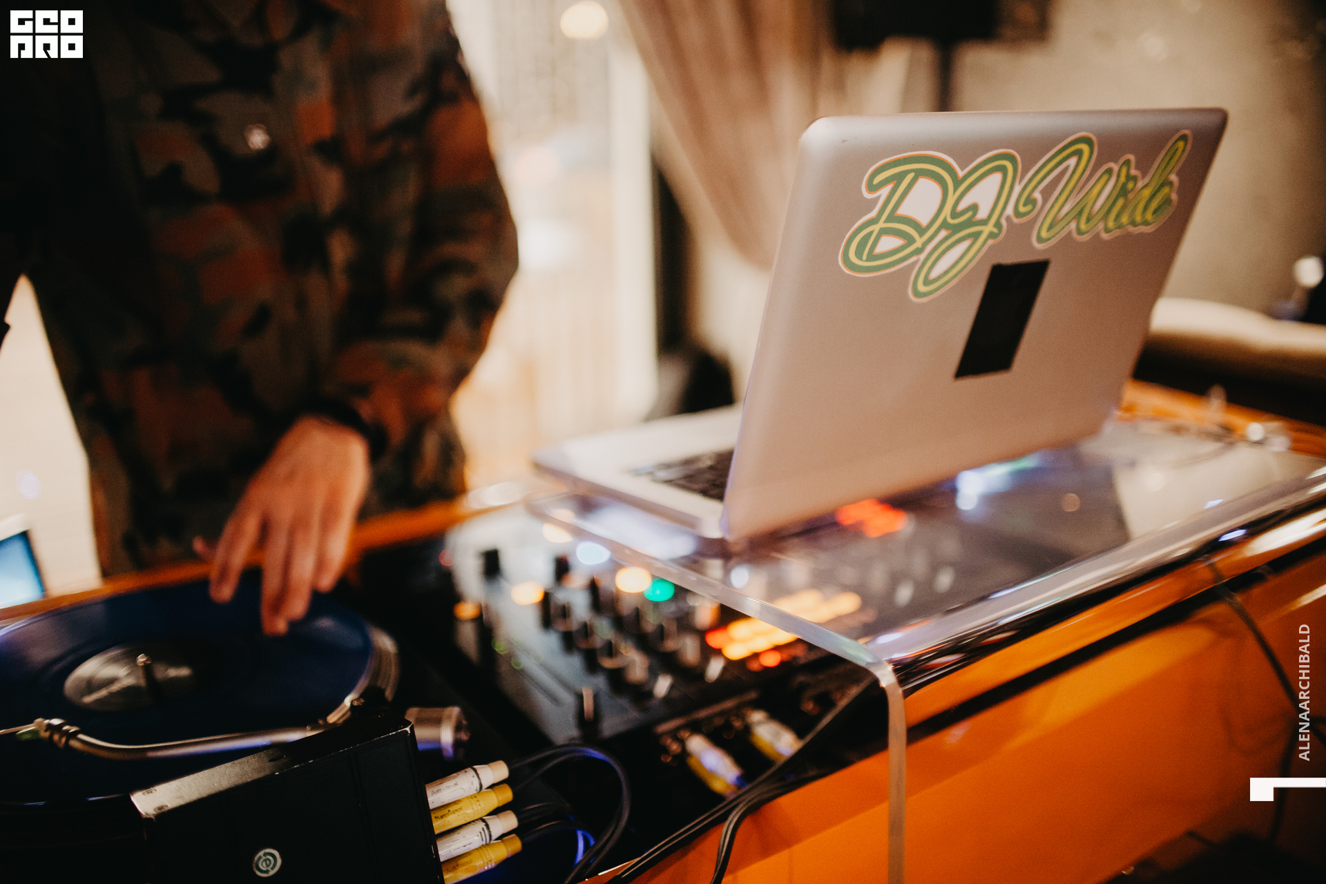 2021-03-26 21-33-38_alenaarchibald_053.JPG