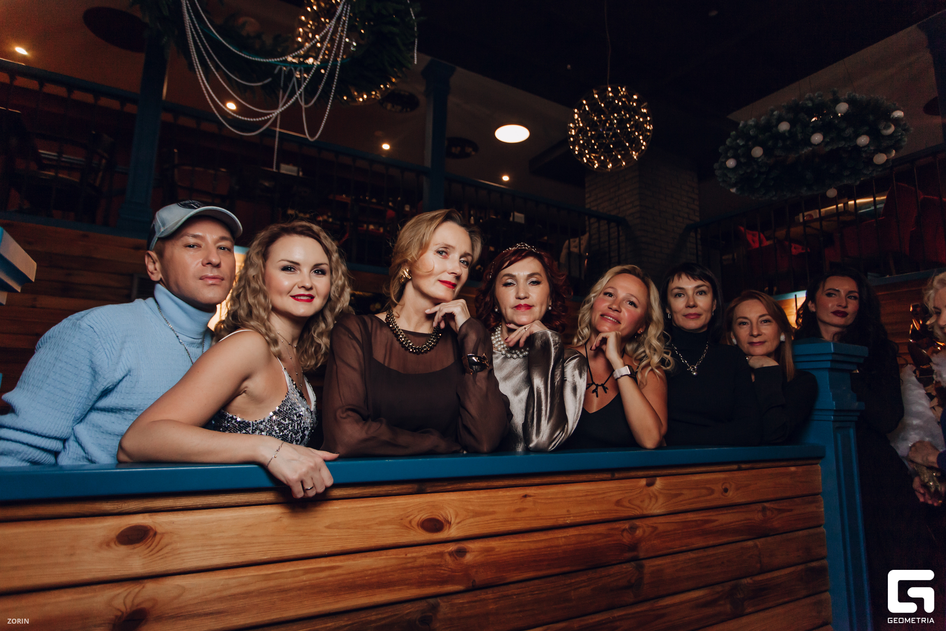 015-19-35-03-18-12-24- Zorin.jpg