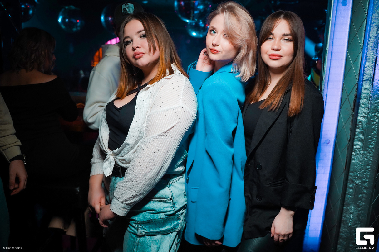 Weekend Party 30