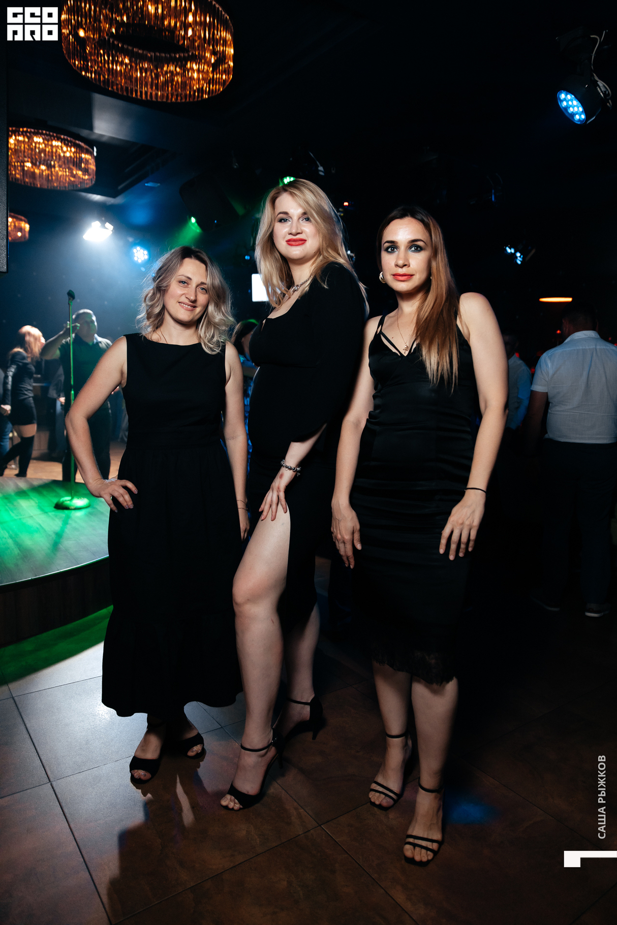 Saturday party 15