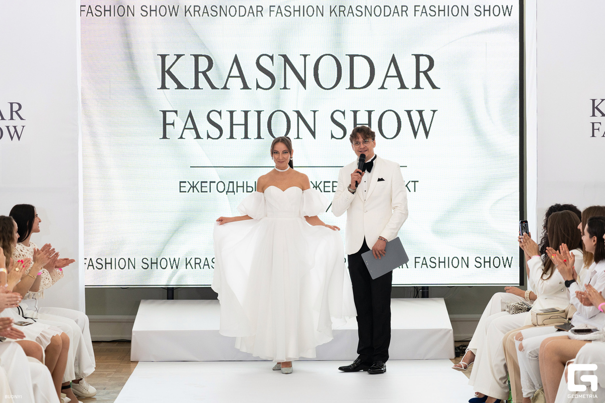 KRASNODAR FASHION SHOW в стиле Total White 22
