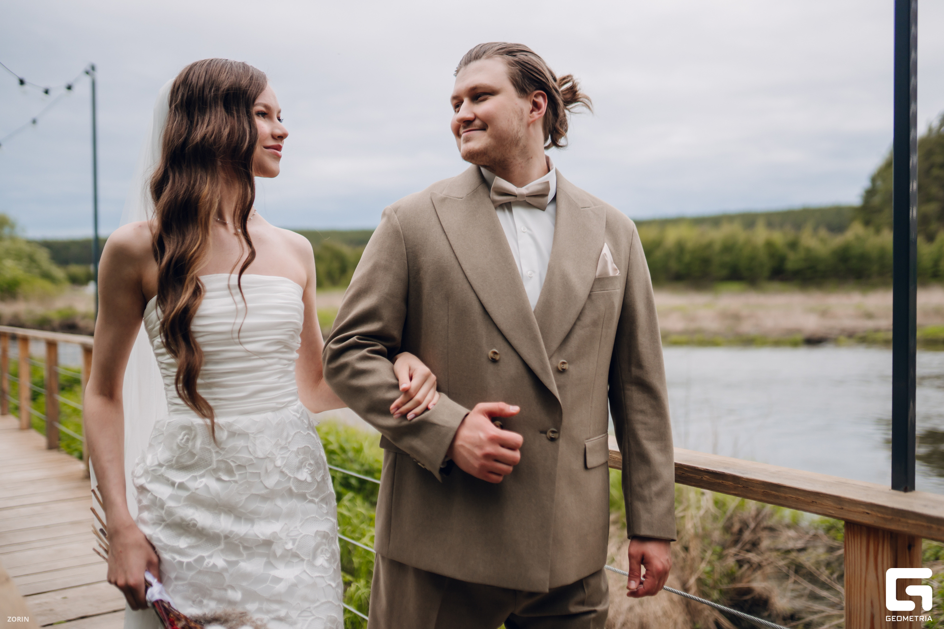 037-16-32-23-20-05-25- Zorin.jpg